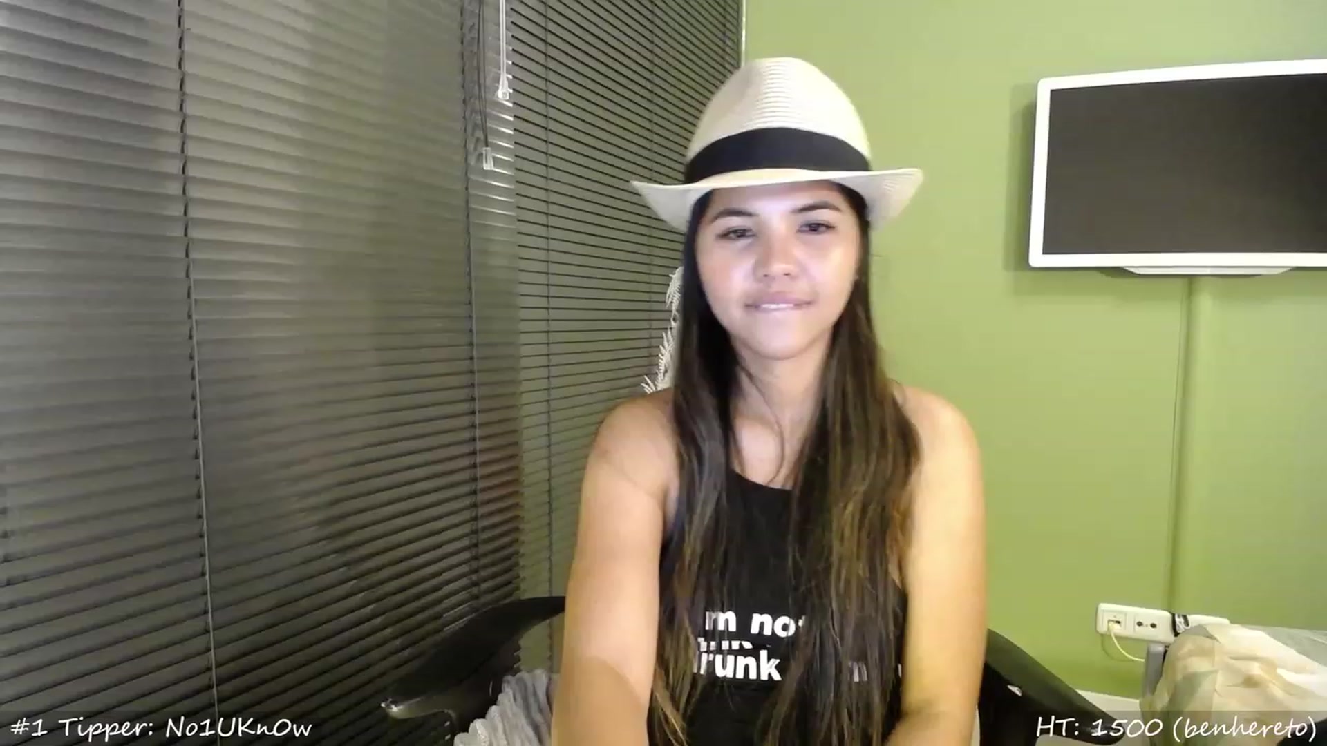 Gallery image thumbnail from MissMasie's myfreecams stream on, 08/27/2023, 22:00 image 16 of 20