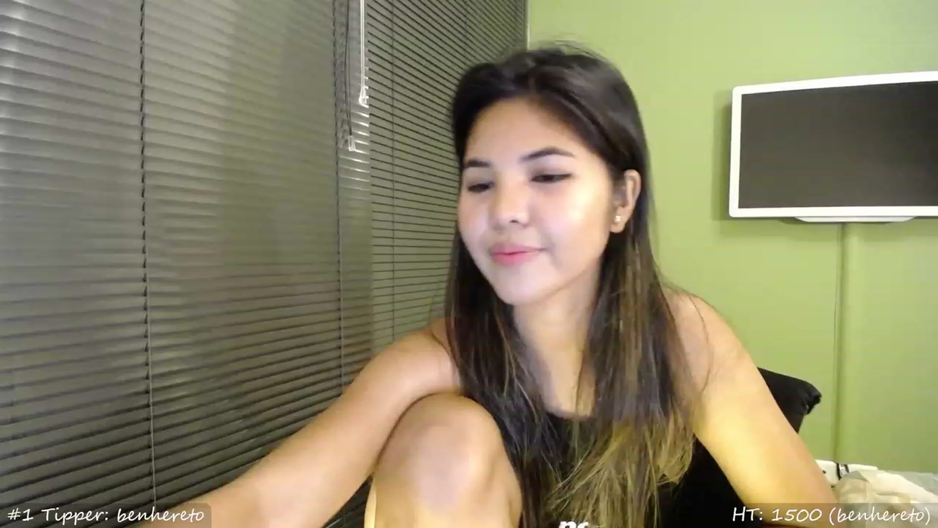 Gallery image thumbnail from MissMasie's myfreecams stream on, 08/27/2023, 22:00 image 3 of 20