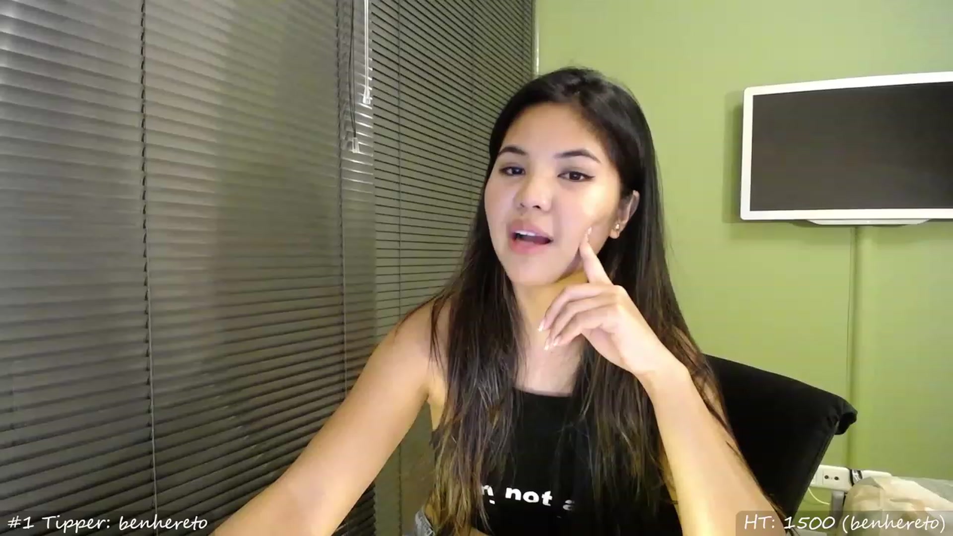 Gallery image thumbnail from MissMasie's myfreecams stream on, 08/27/2023, 22:00 image 4 of 20