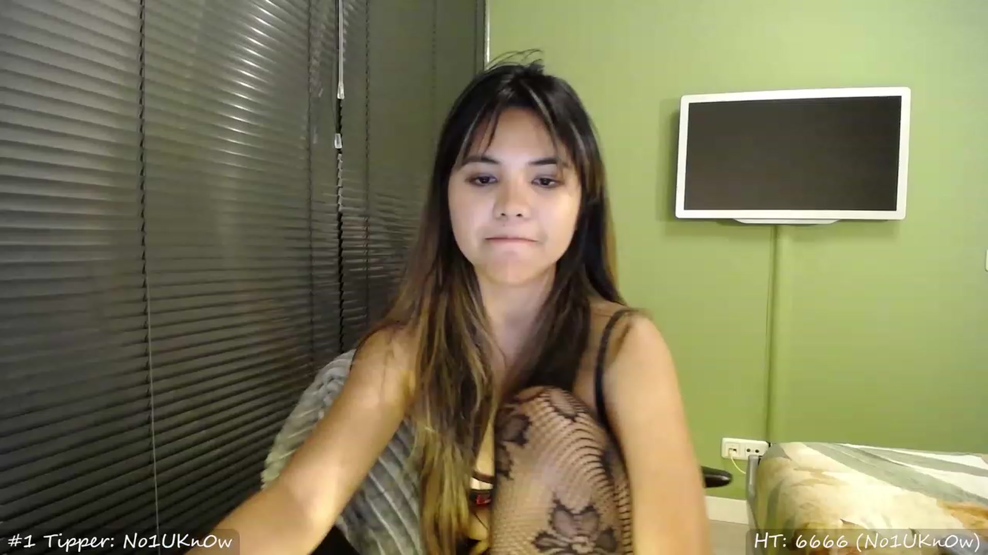 Gallery image thumbnail from MissMasie's myfreecams stream on, 09/03/2023, 21:05 image 17 of 20