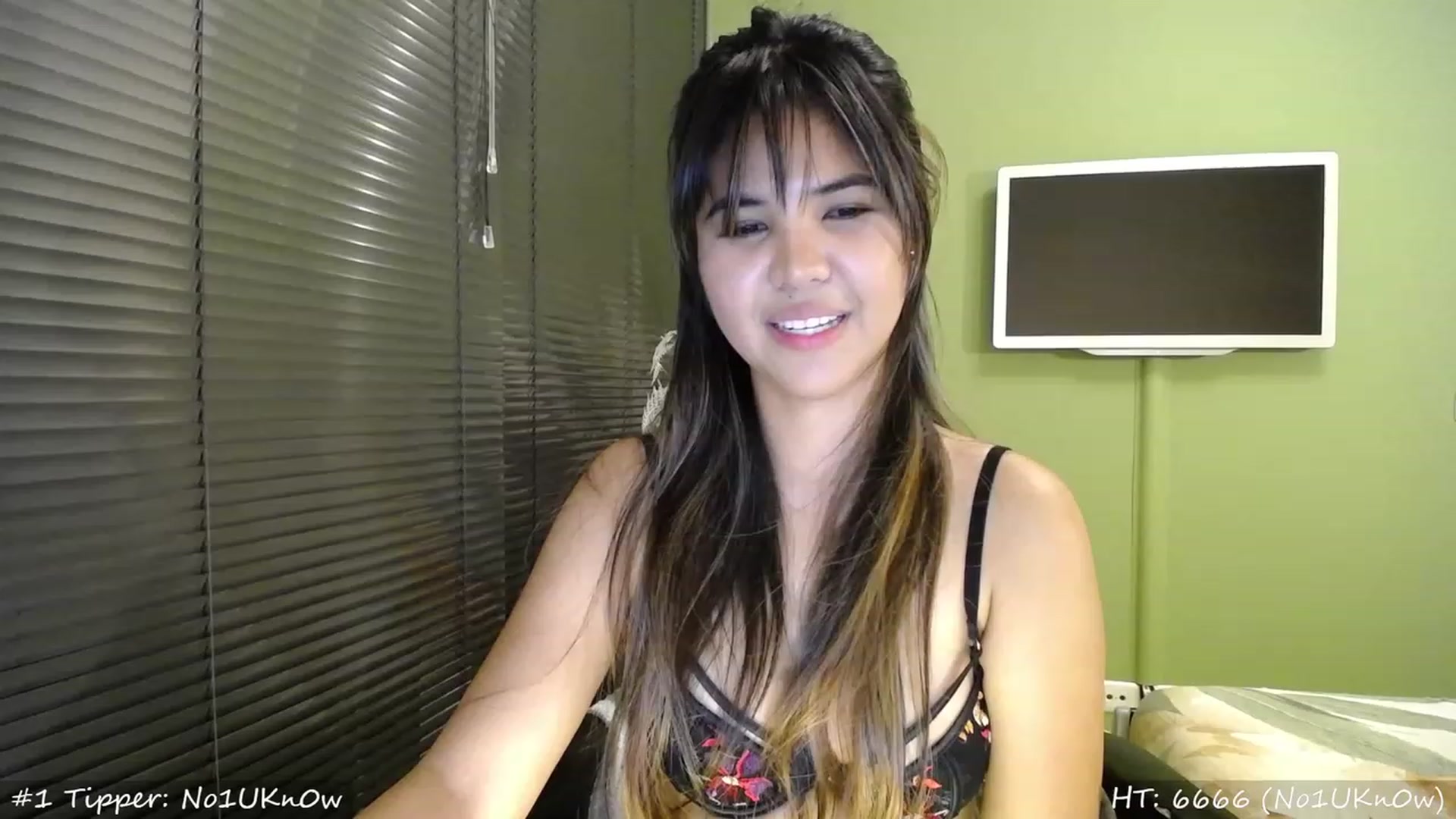 Gallery image thumbnail from MissMasie's myfreecams stream on, 09/03/2023, 21:05 image 12 of 20