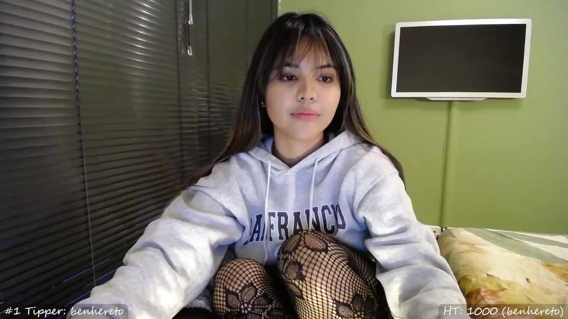 Gallery image thumbnail from MissMasie's myfreecams stream on, 09/03/2023, 21:05 image 1 of 20