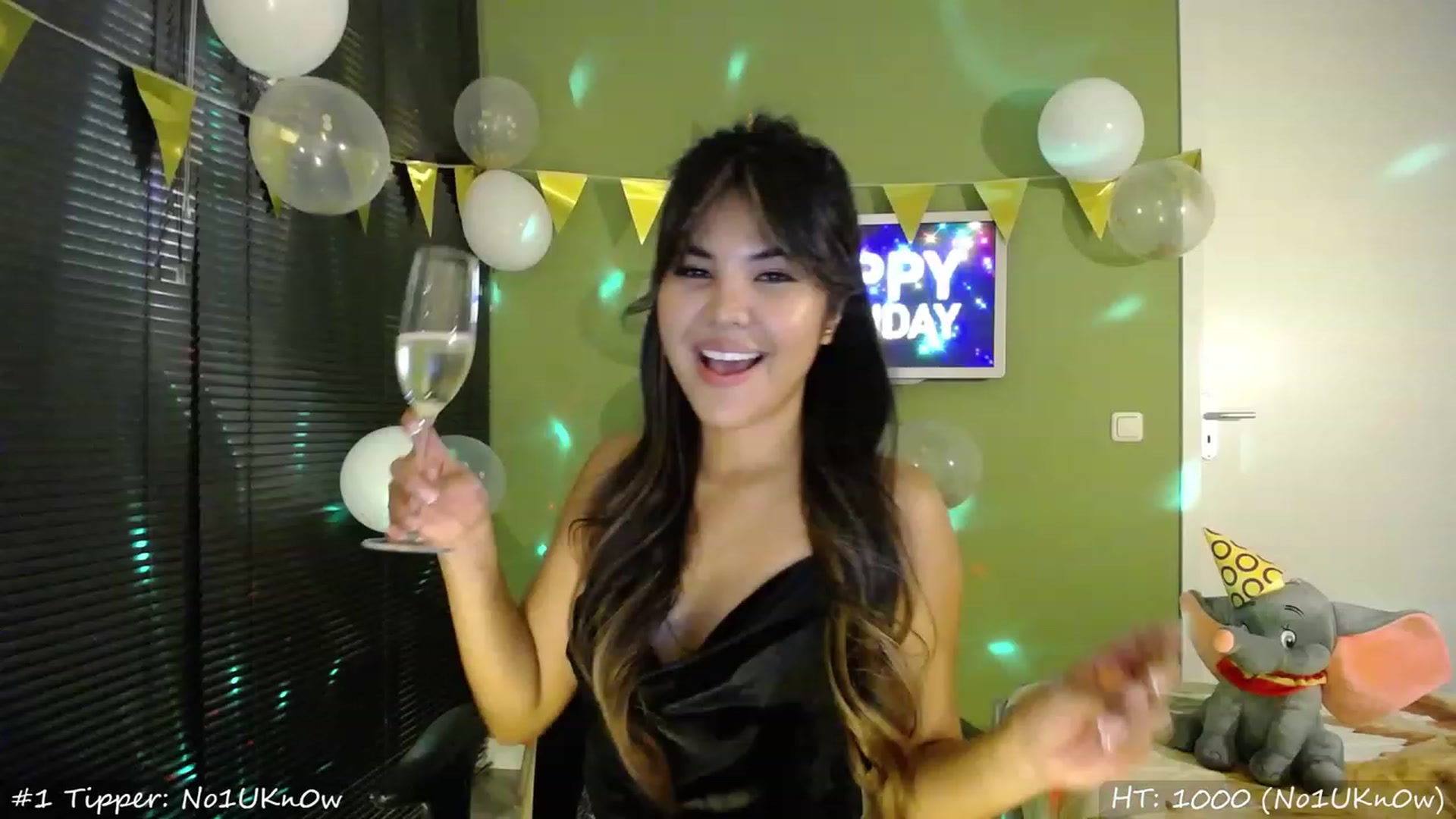 Gallery image thumbnail from MissMasie's myfreecams stream on, 09/09/2023, 20:54 image 3 of 20