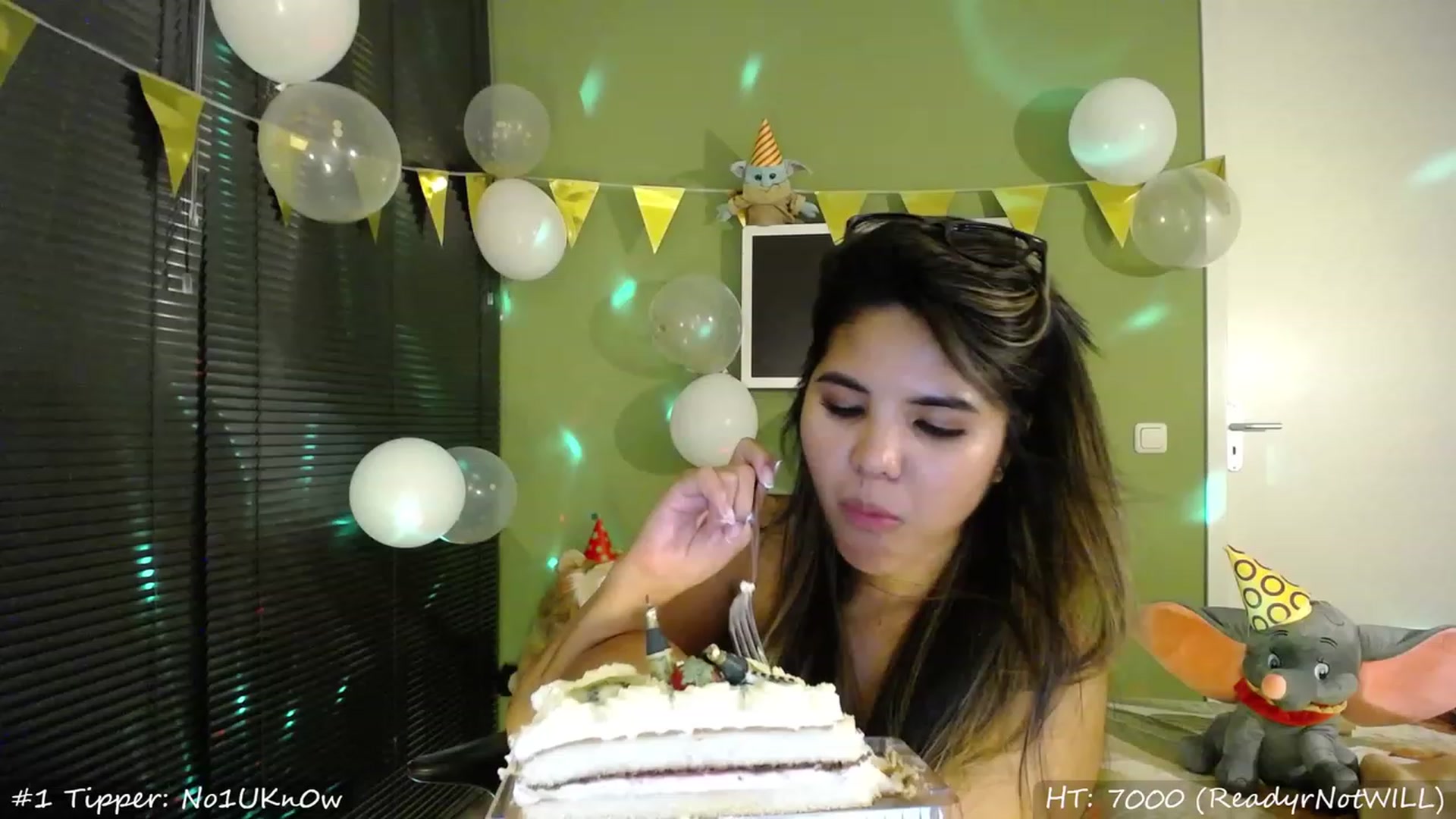 Gallery image thumbnail from MissMasie's myfreecams stream on, 09/10/2023, 24:01 image 8 of 20