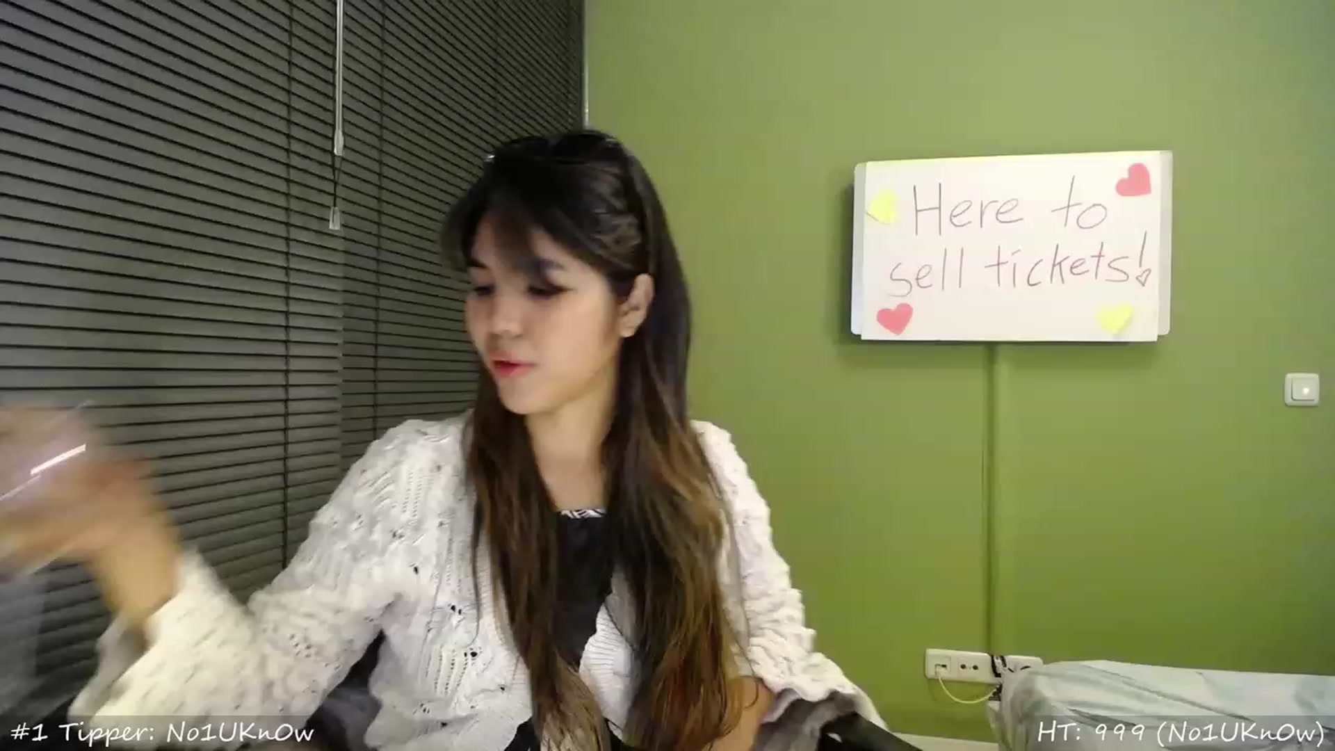Gallery image thumbnail from MissMasie's myfreecams stream on, 09/15/2023, 20:31 image 4 of 20