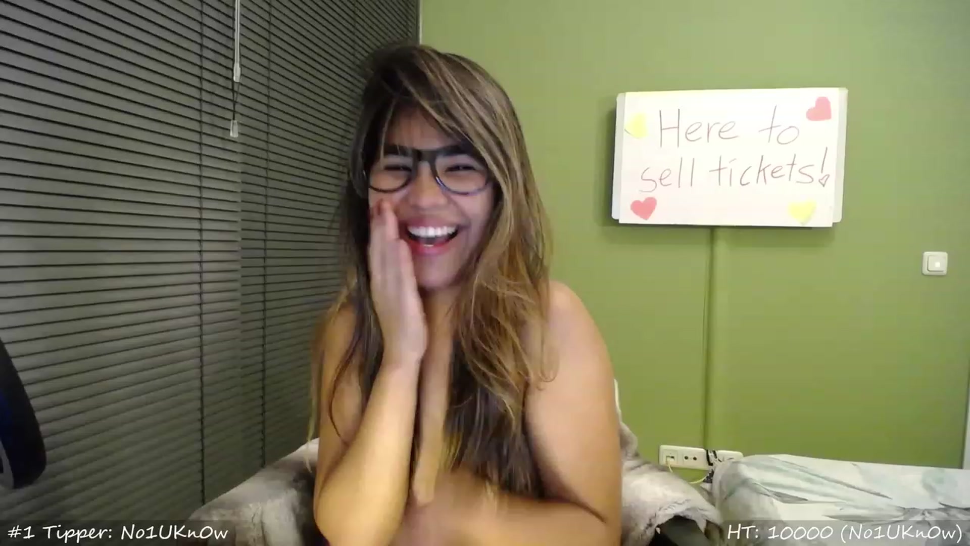 Gallery image thumbnail from MissMasie's myfreecams stream on, 09/15/2023, 23:04 image 2 of 20