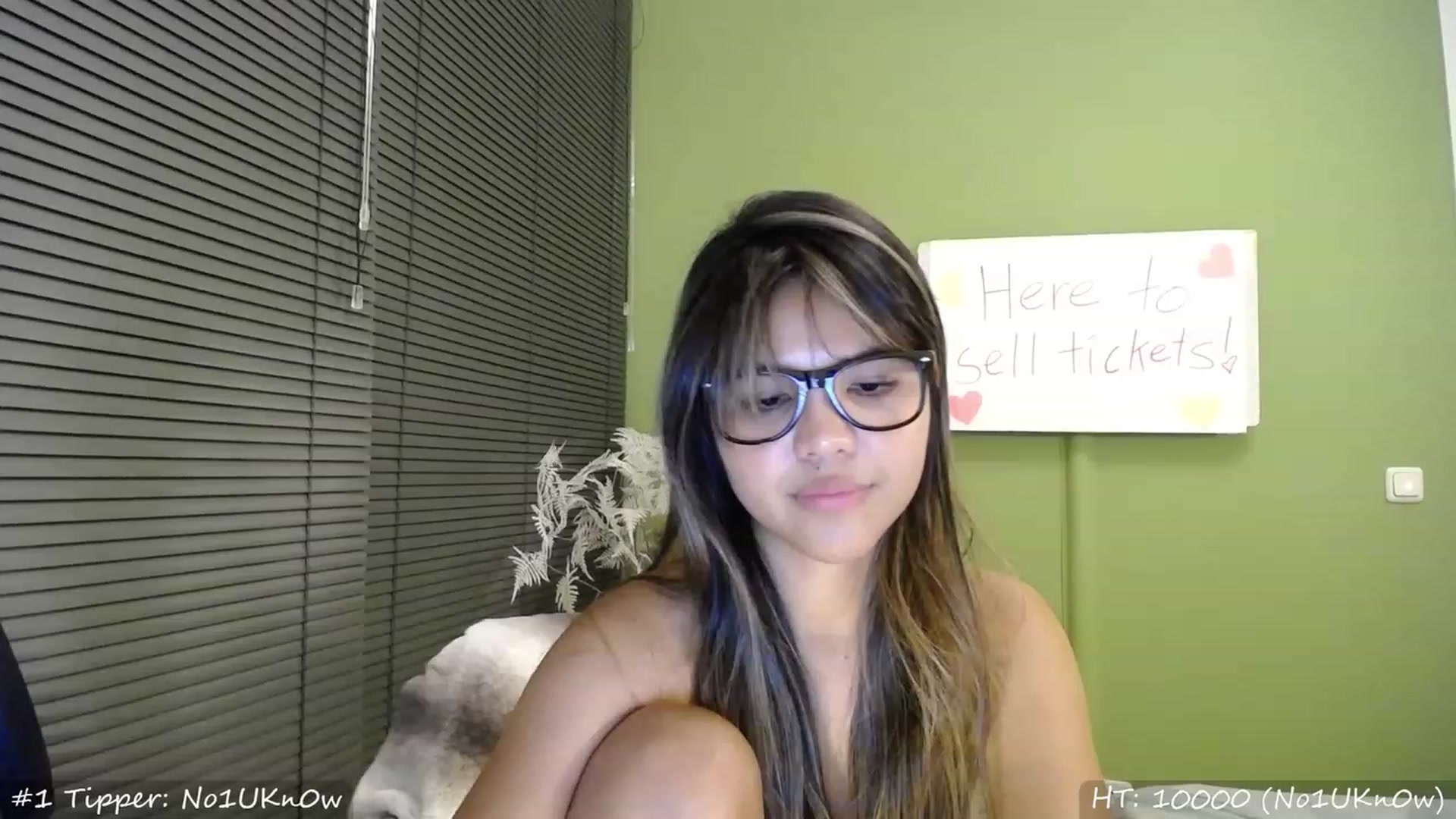 Gallery image thumbnail from MissMasie's myfreecams stream on, 09/15/2023, 23:04 image 15 of 20