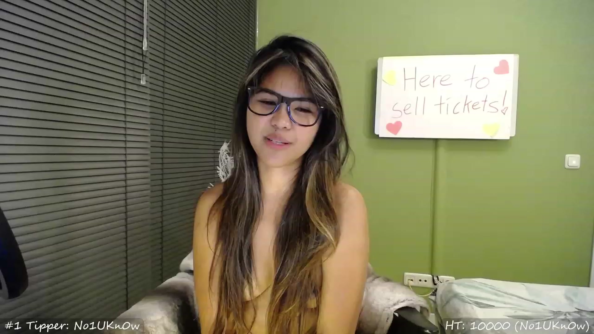 Gallery image thumbnail from MissMasie's myfreecams stream on, 09/15/2023, 23:04 image 5 of 20