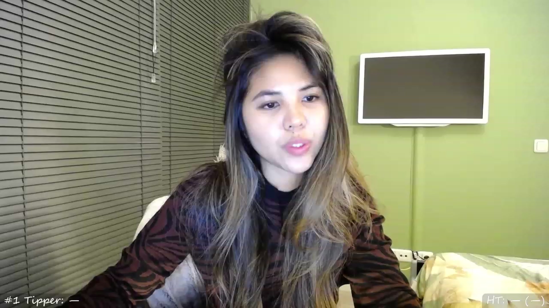 Gallery image thumbnail from MissMasie's myfreecams stream on, 09/22/2023, 21:01 image 1 of 20