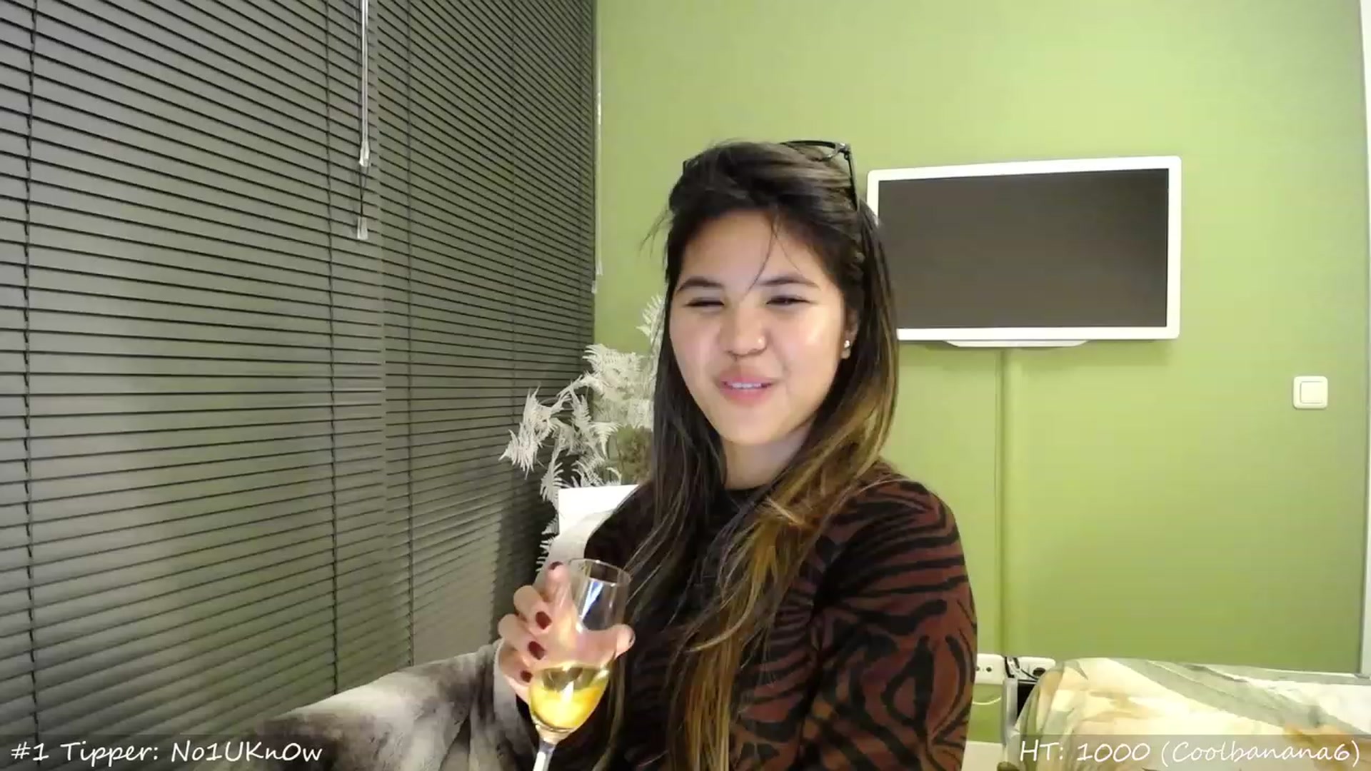 Gallery image thumbnail from MissMasie's myfreecams stream on, 09/22/2023, 22:34 image 1 of 20