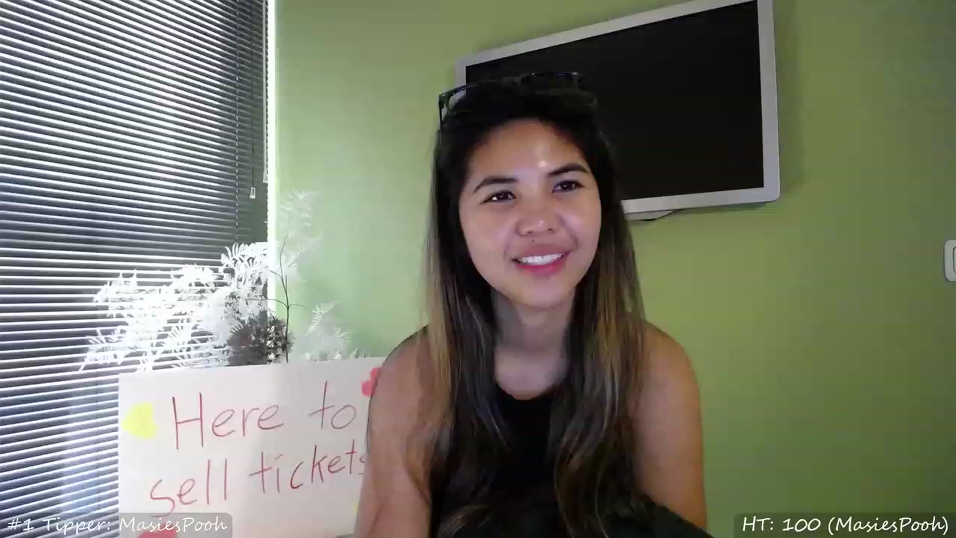 Gallery image thumbnail from MissMasie's myfreecams stream on, 09/23/2023, 06:53 image 10 of 20