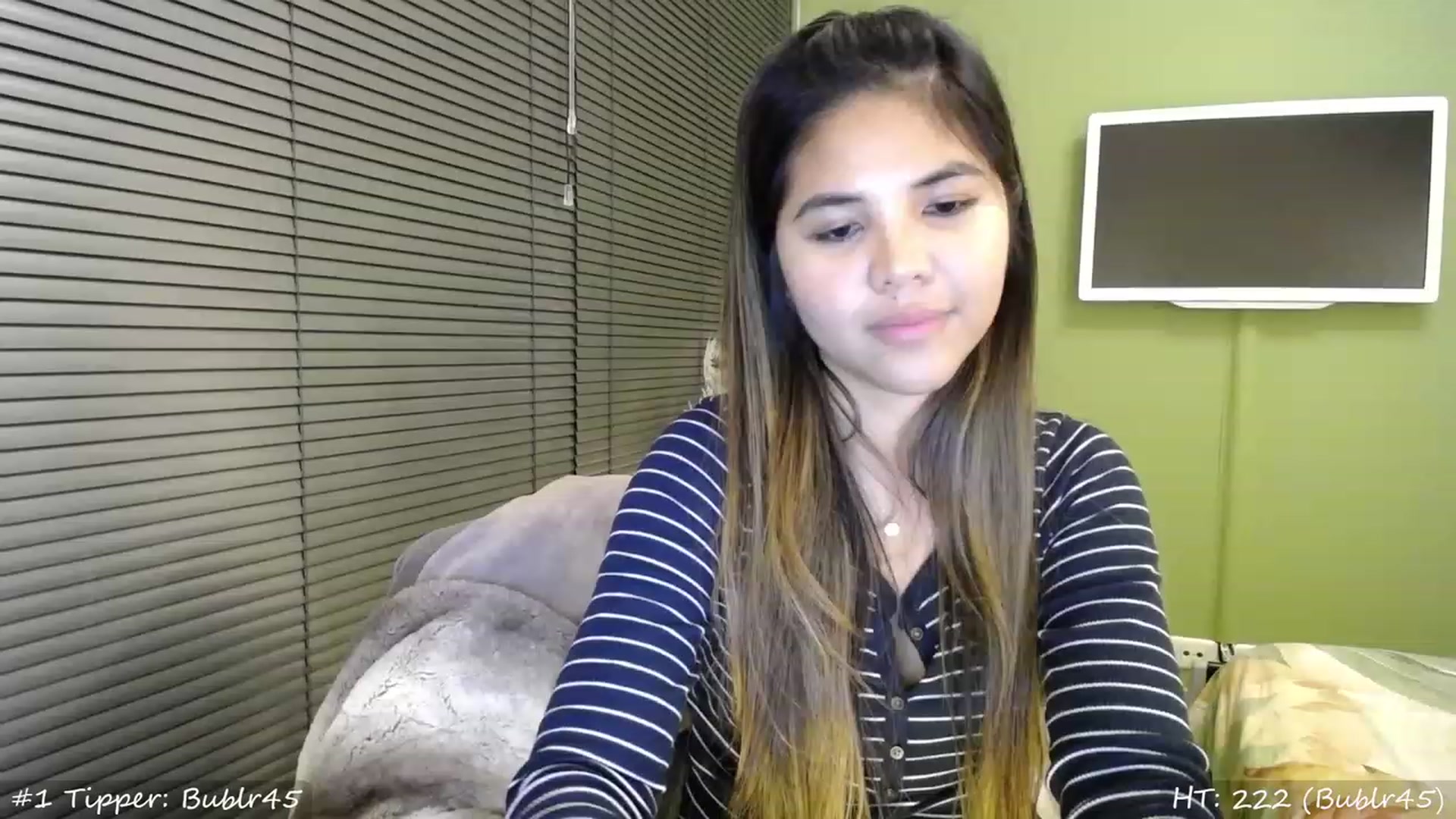 Gallery image thumbnail from MissMasie's myfreecams stream on, 09/24/2023, 19:33 image 8 of 20