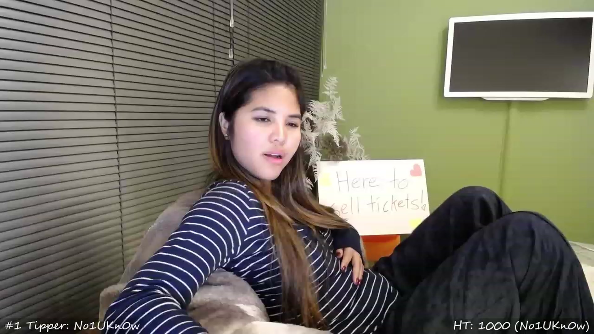 Gallery image thumbnail from MissMasie's myfreecams stream on, 09/24/2023, 21:01 image 10 of 20