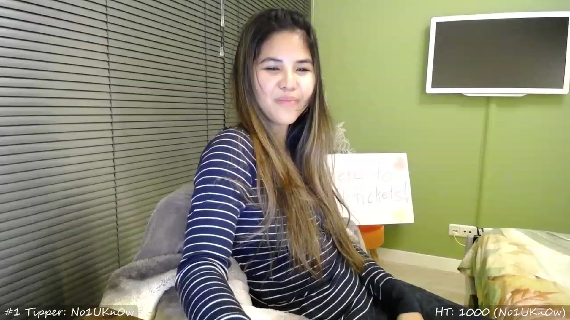 Gallery image thumbnail from MissMasie's myfreecams stream on, 09/24/2023, 21:01 image 1 of 20