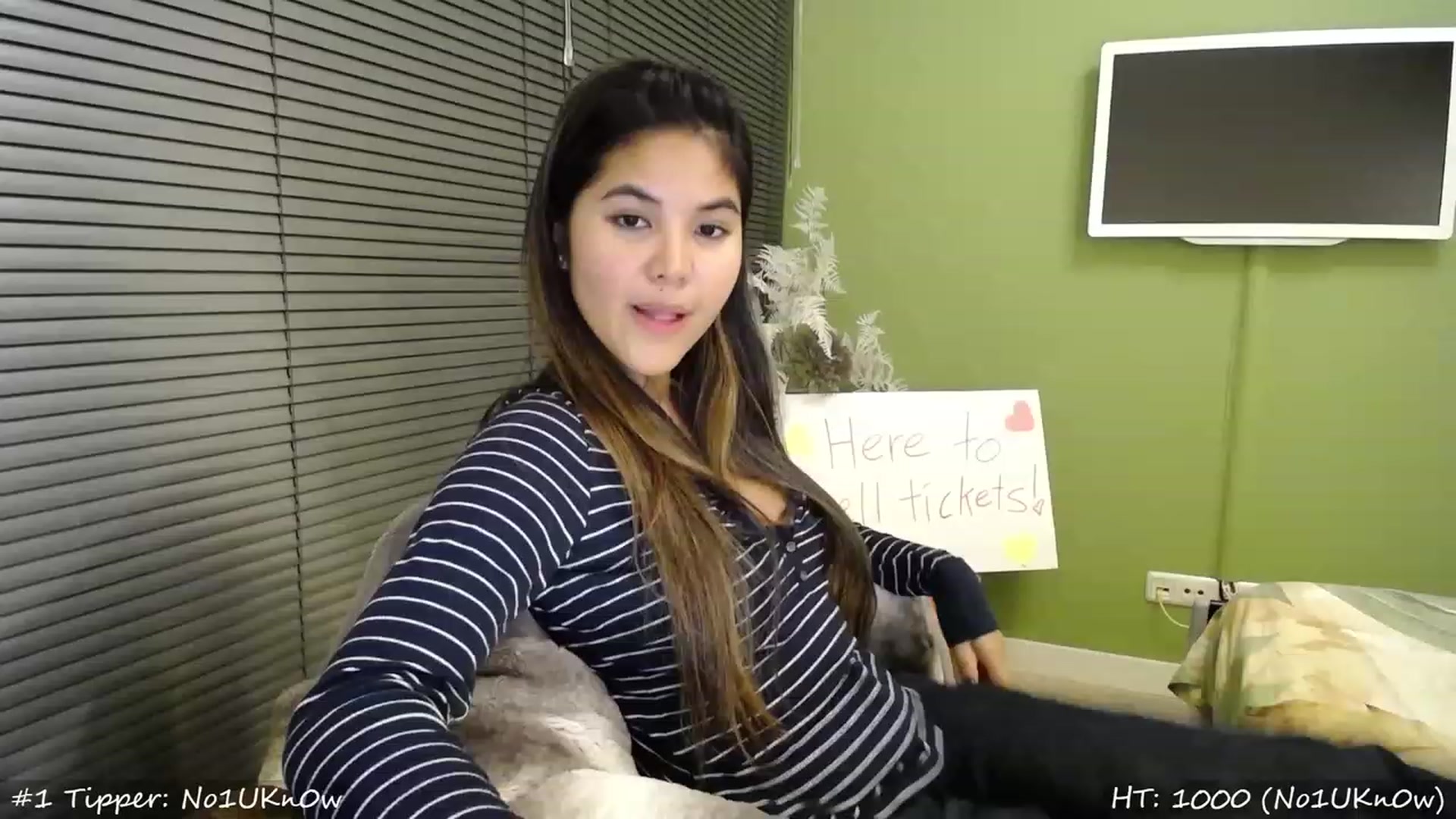 Gallery image thumbnail from MissMasie's myfreecams stream on, 09/24/2023, 21:01 image 9 of 20