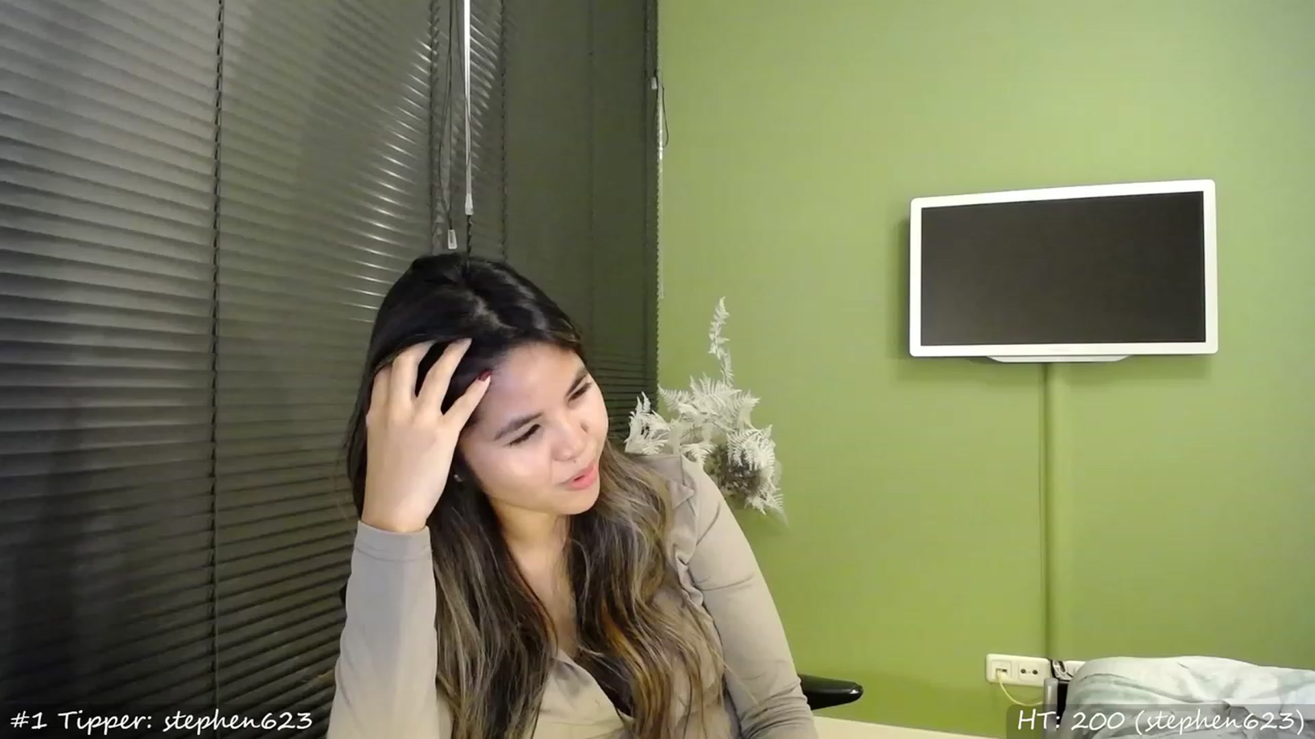Gallery image thumbnail from MissMasie's myfreecams stream on, 10/06/2023, 22:09 image 3 of 20