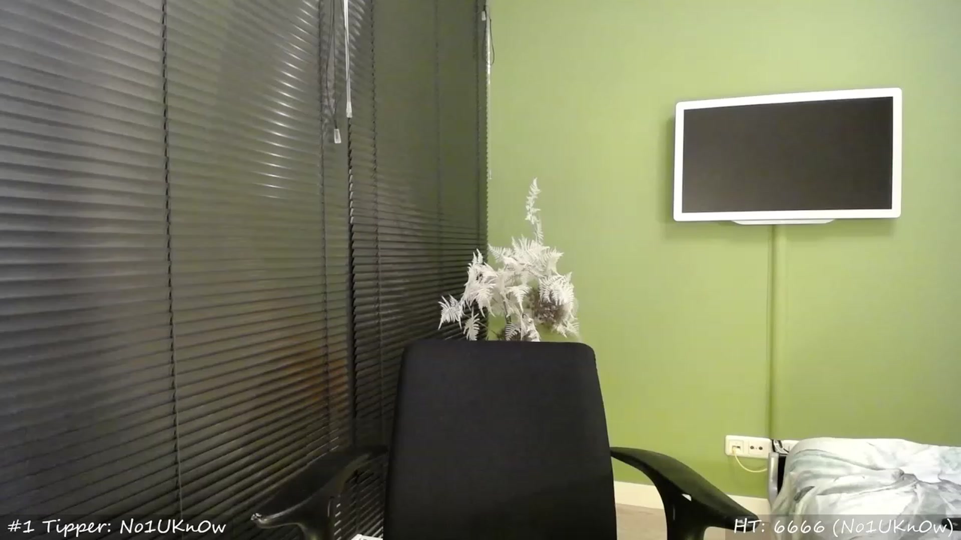Gallery image thumbnail from MissMasie's myfreecams stream on, 10/06/2023, 22:09 image 11 of 20