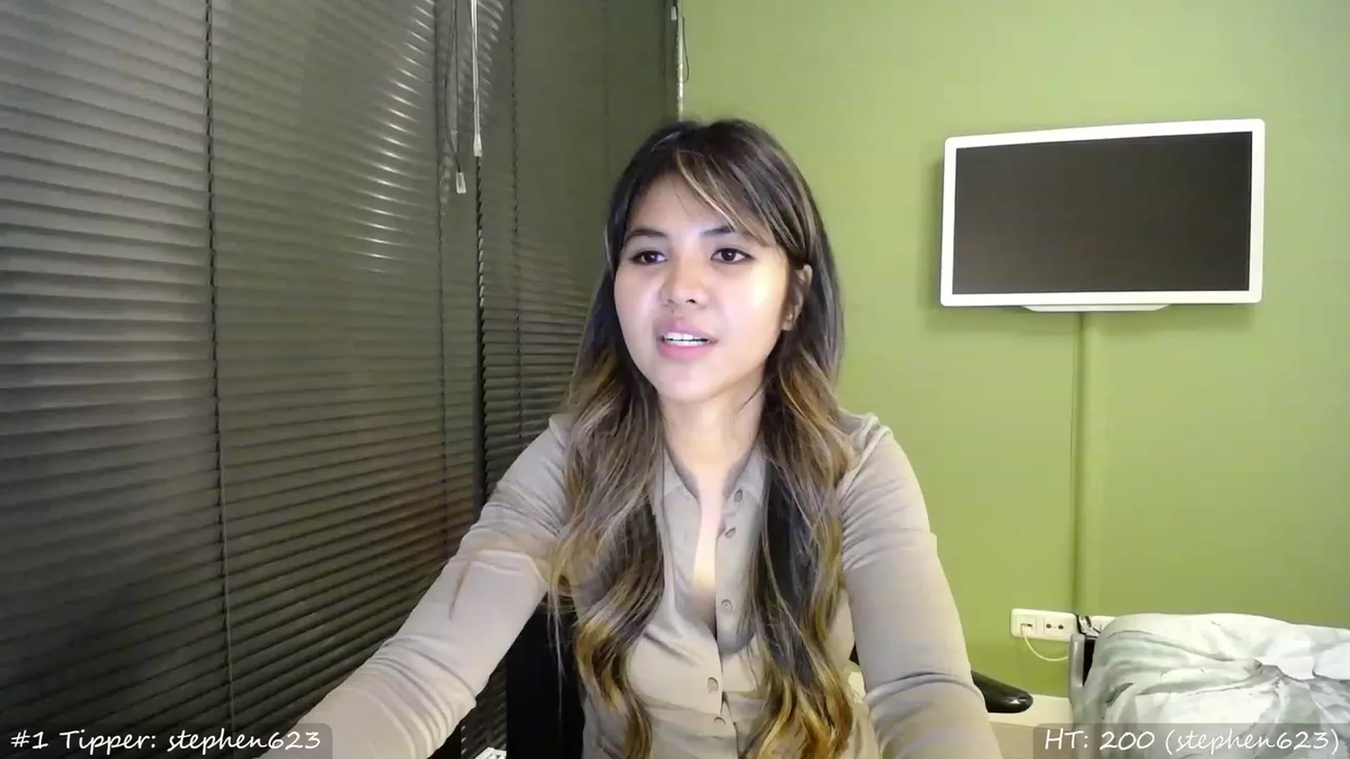 Gallery image thumbnail from MissMasie's myfreecams stream on, 10/06/2023, 22:09 image 1 of 20
