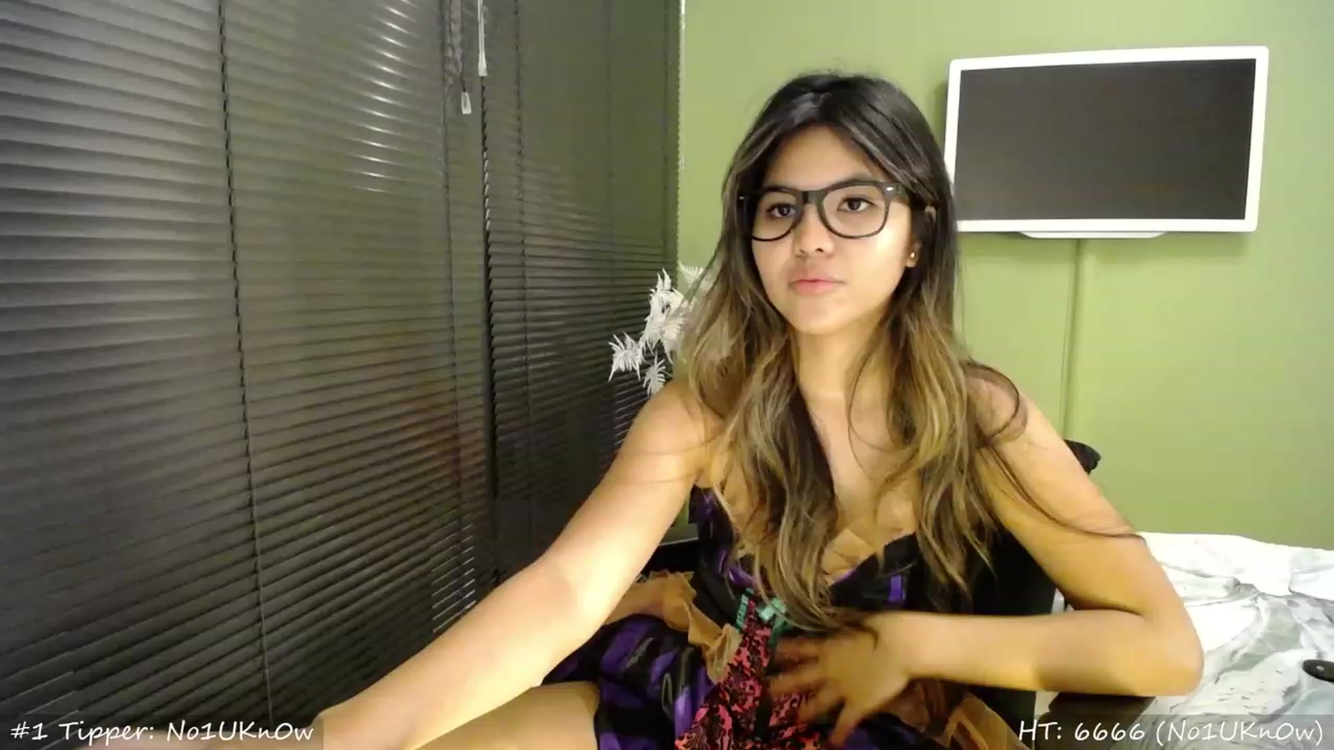 Gallery image thumbnail from MissMasie's myfreecams stream on, 10/06/2023, 23:03 image 14 of 20