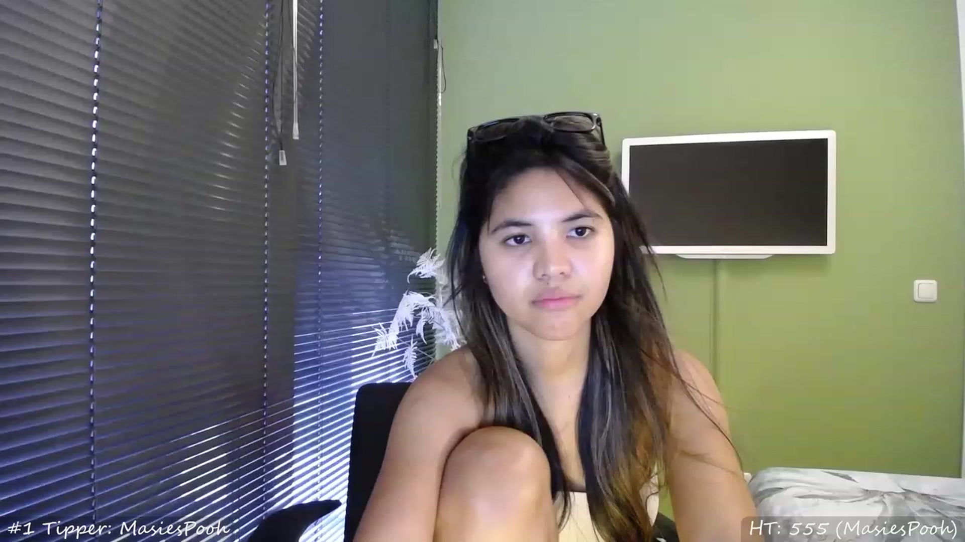 Gallery image thumbnail from MissMasie's myfreecams stream on, 10/08/2023, 08:02 image 12 of 20