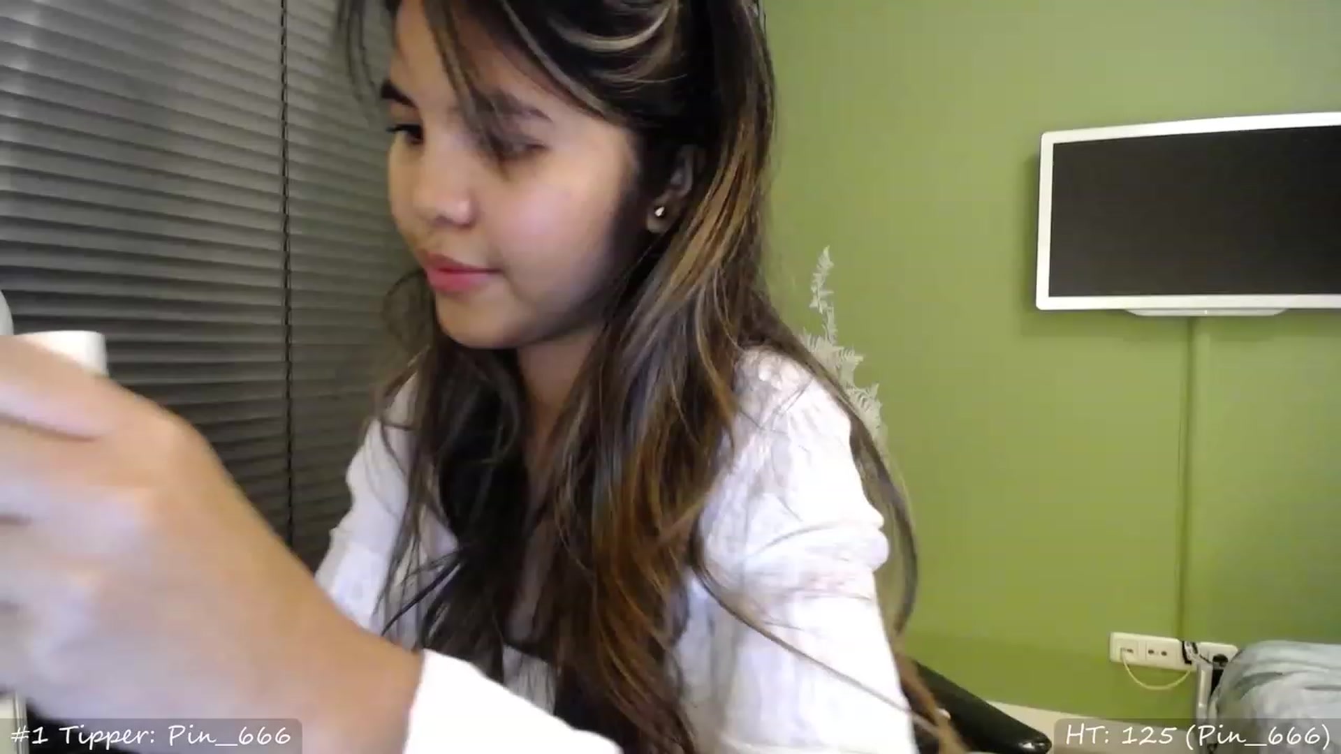 Gallery image thumbnail from MissMasie's myfreecams stream on, 10/08/2023, 08:02 image 2 of 20