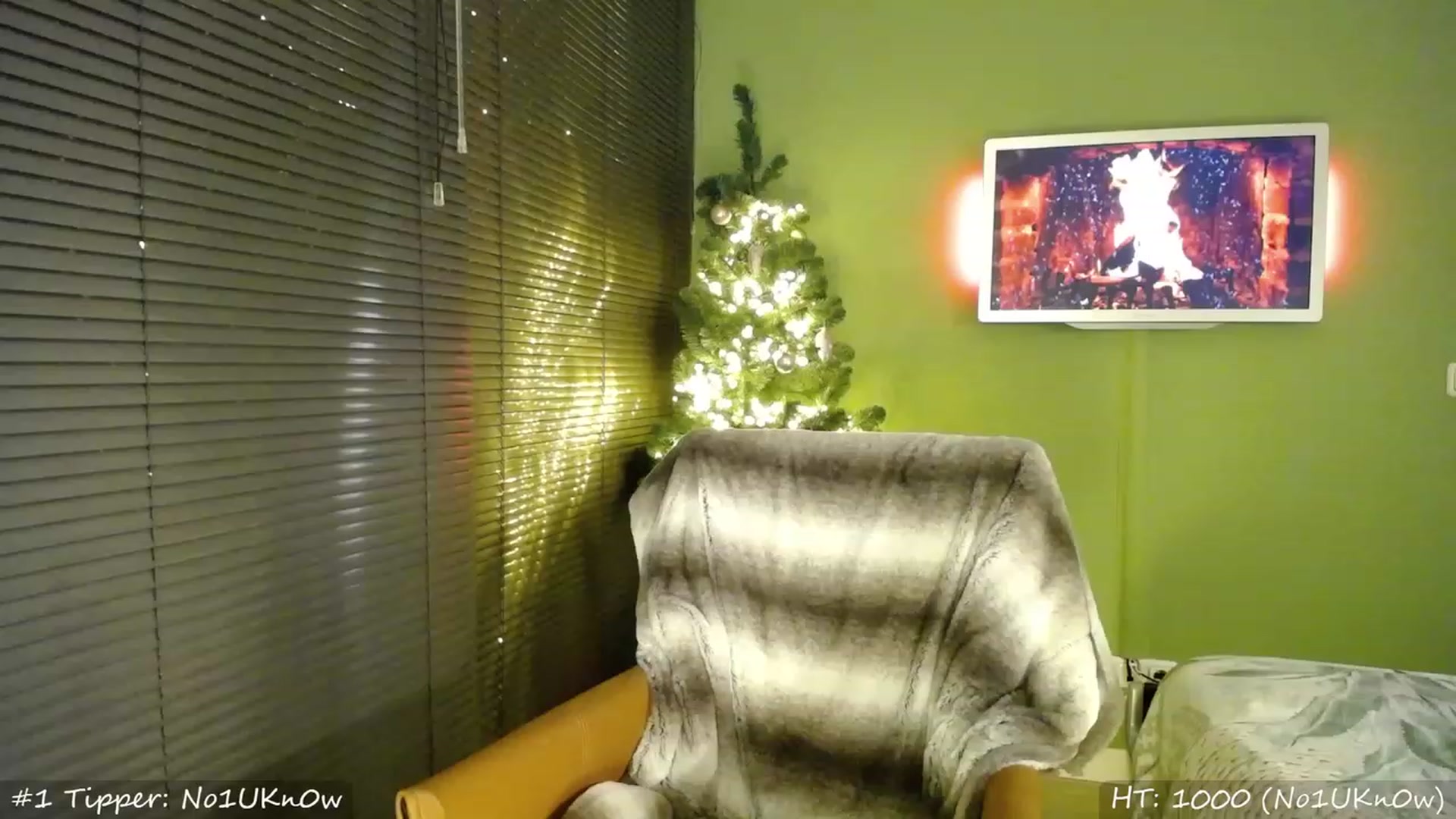 Gallery image thumbnail from MissMasie's myfreecams stream on, 12/03/2023, 24:04 image 10 of 20
