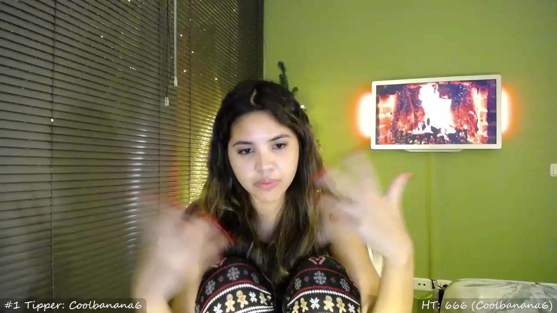 Gallery image thumbnail from MissMasie's myfreecams stream on, 12/03/2023, 24:04 image 6 of 20