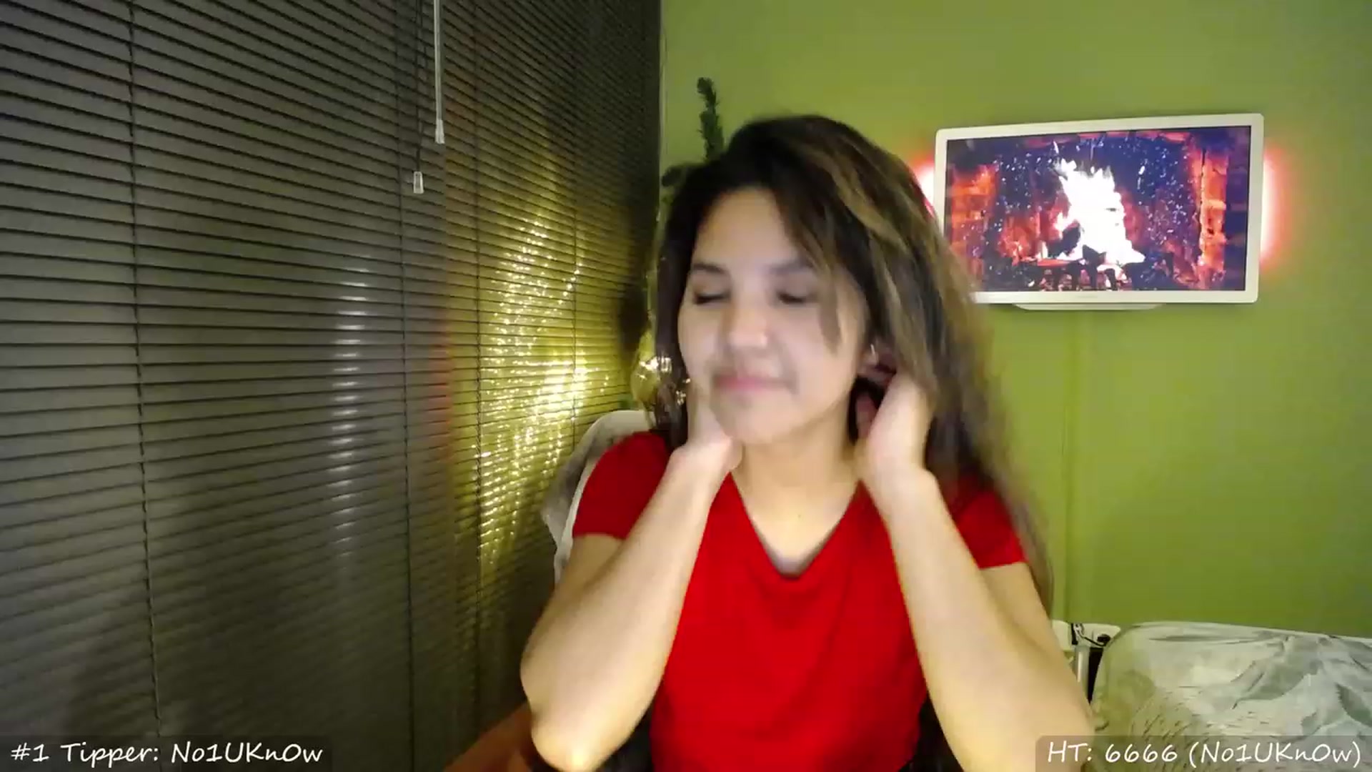 Gallery image thumbnail from MissMasie's myfreecams stream on, 12/03/2023, 24:04 image 18 of 20
