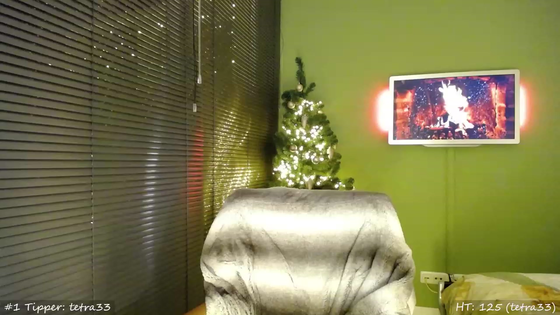 Gallery image thumbnail from MissMasie's myfreecams stream on, 12/08/2023, 23:58 image 9 of 20