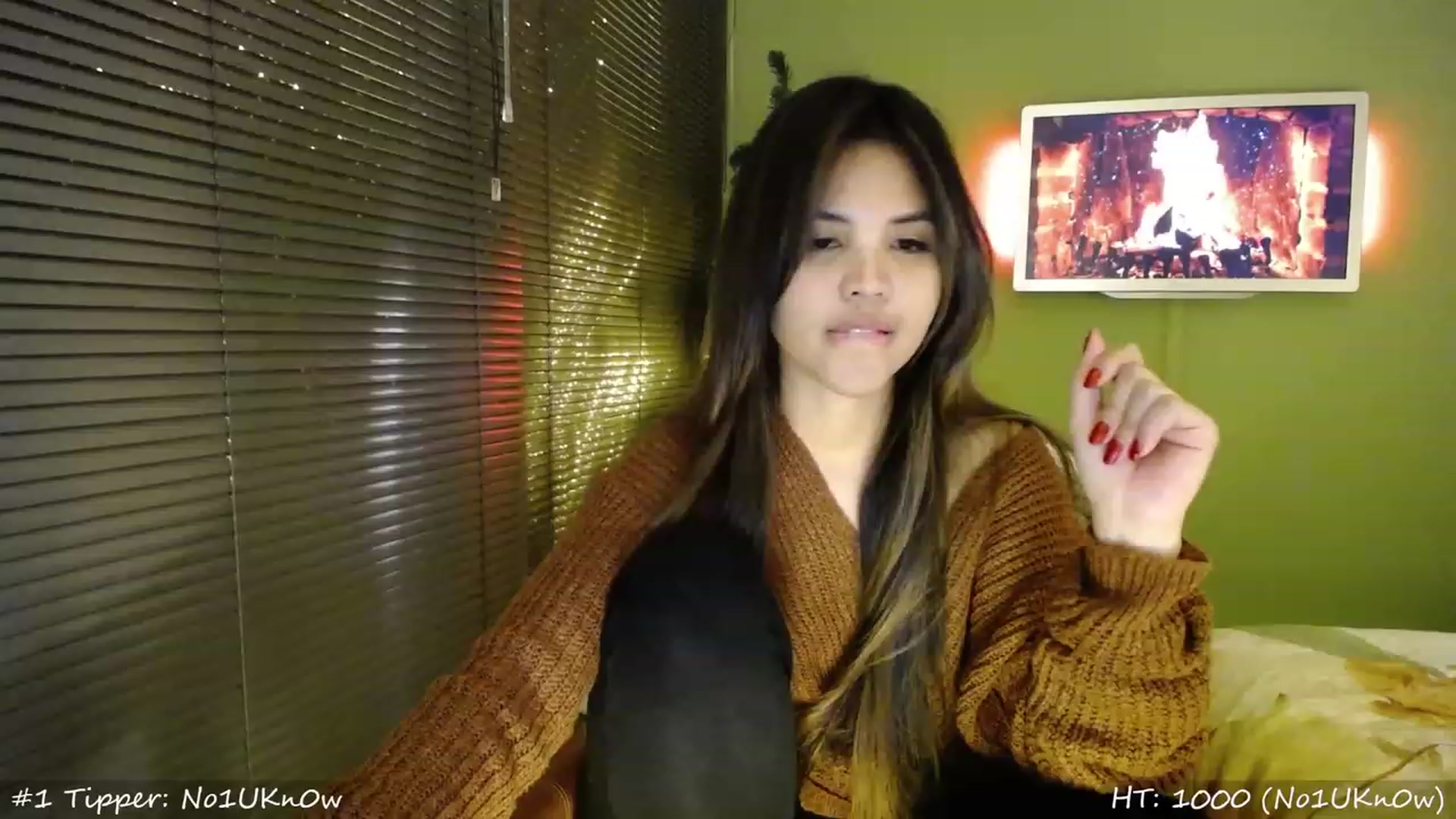 Gallery image thumbnail from MissMasie's myfreecams stream on, 12/08/2023, 23:58 image 15 of 20