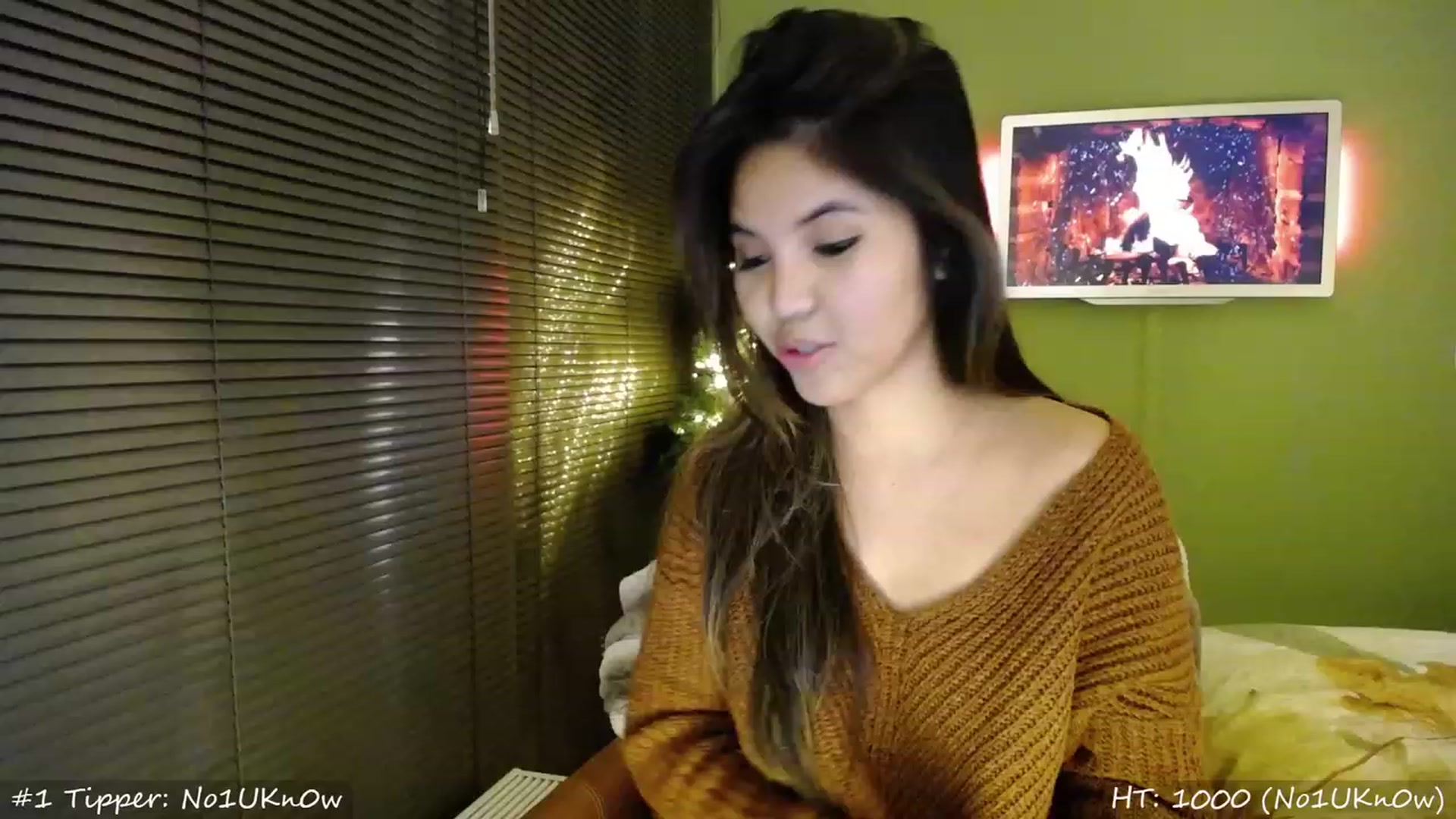 Gallery image thumbnail from MissMasie's myfreecams stream on, 12/09/2023, 24:48 image 7 of 20