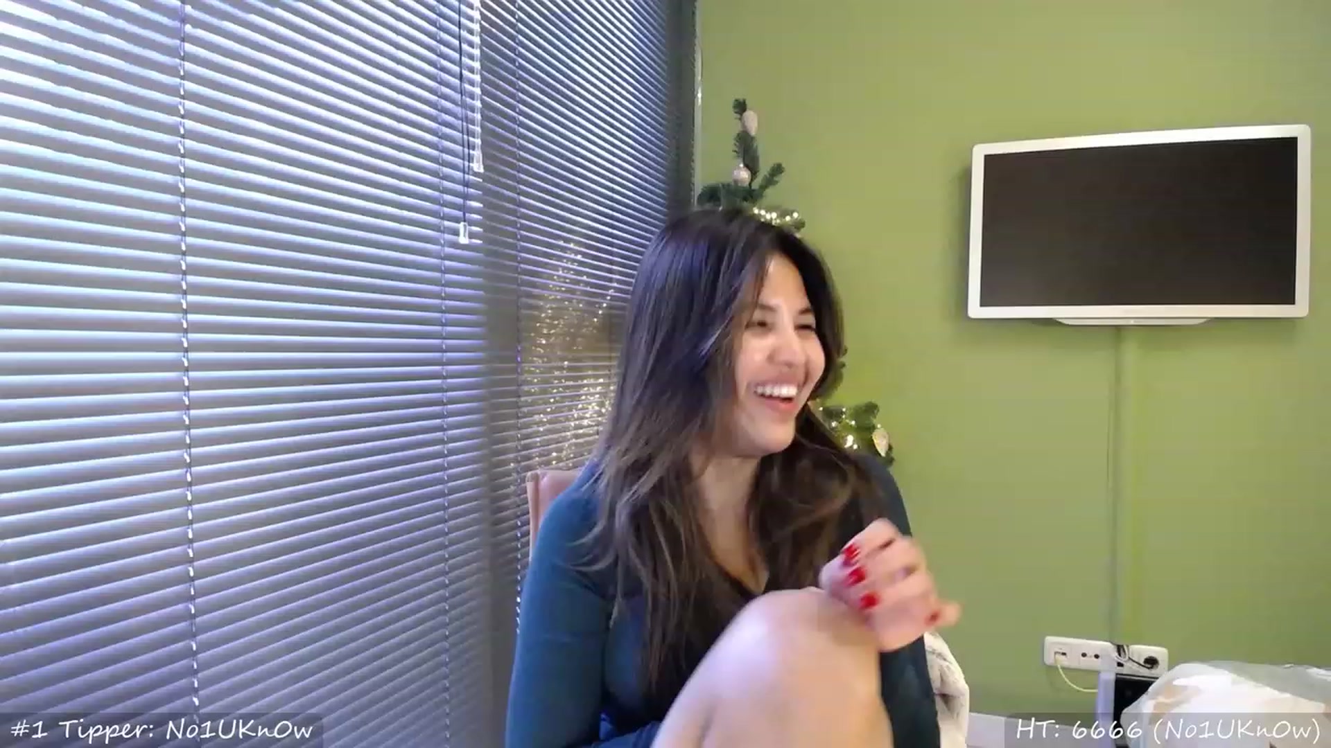 Gallery image thumbnail from MissMasie's myfreecams stream on, 12/09/2023, 11:05 image 15 of 20