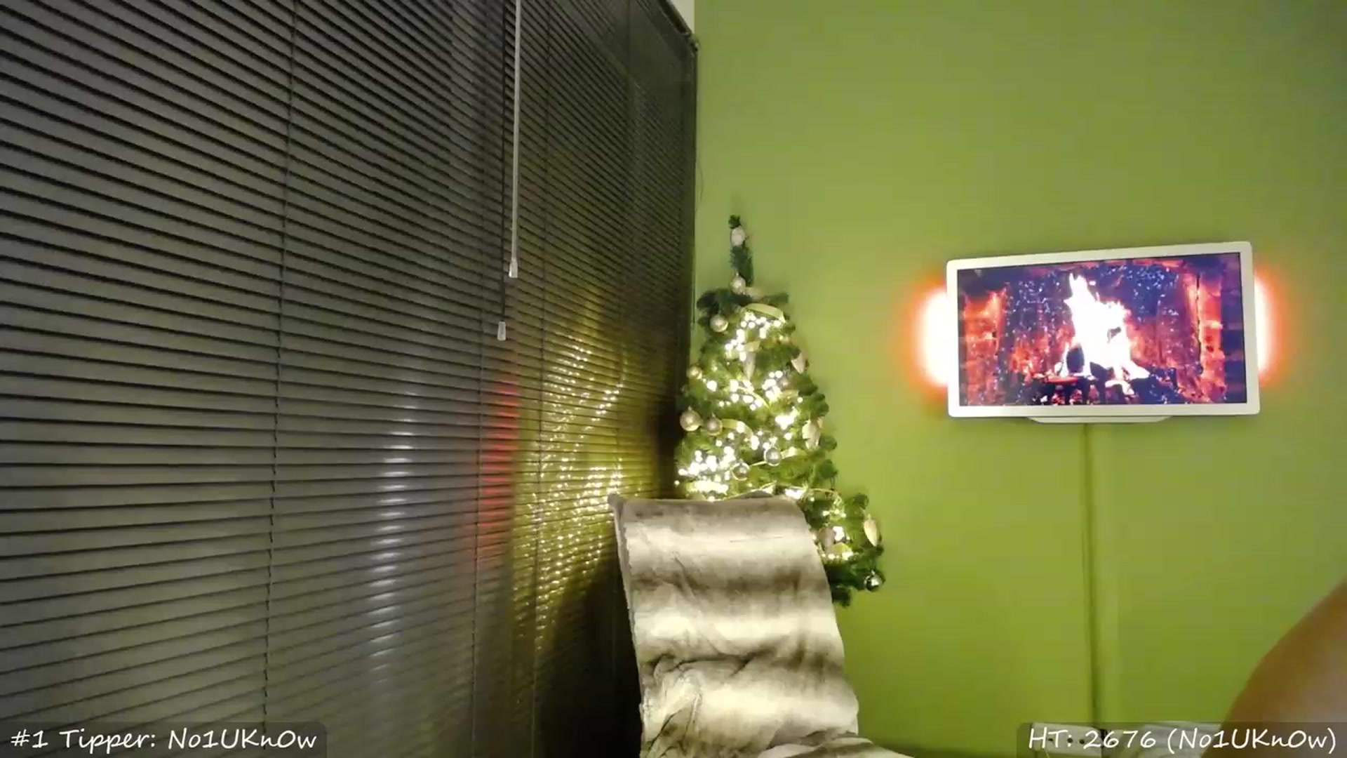 Gallery image thumbnail from MissMasie's myfreecams stream on, 12/16/2023, 01:13 image 7 of 20