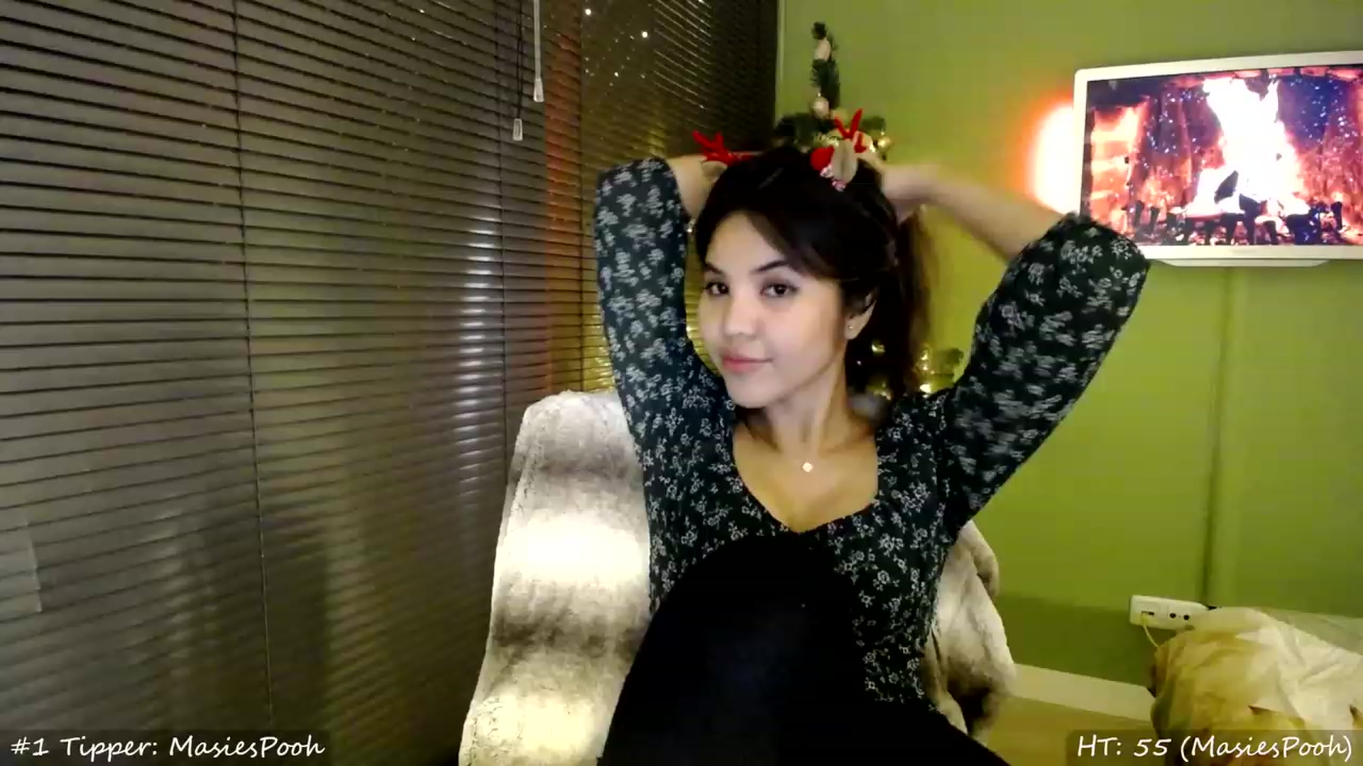 Gallery image thumbnail from MissMasie's myfreecams stream on, 12/23/2023, 22:31 image 2 of 20