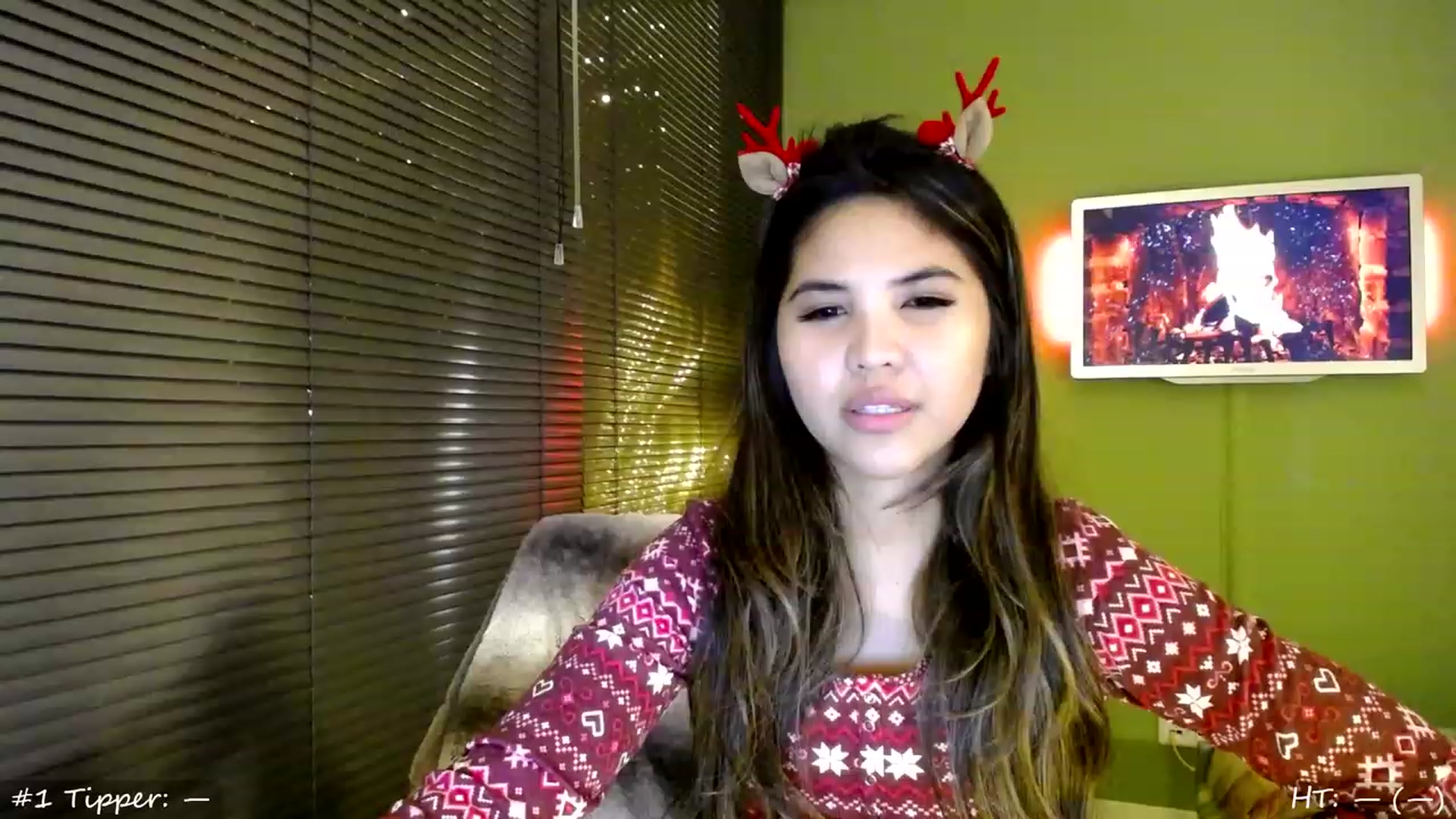 Gallery image thumbnail from MissMasie's myfreecams stream on, 12/25/2023, 24:06 image 1 of 20