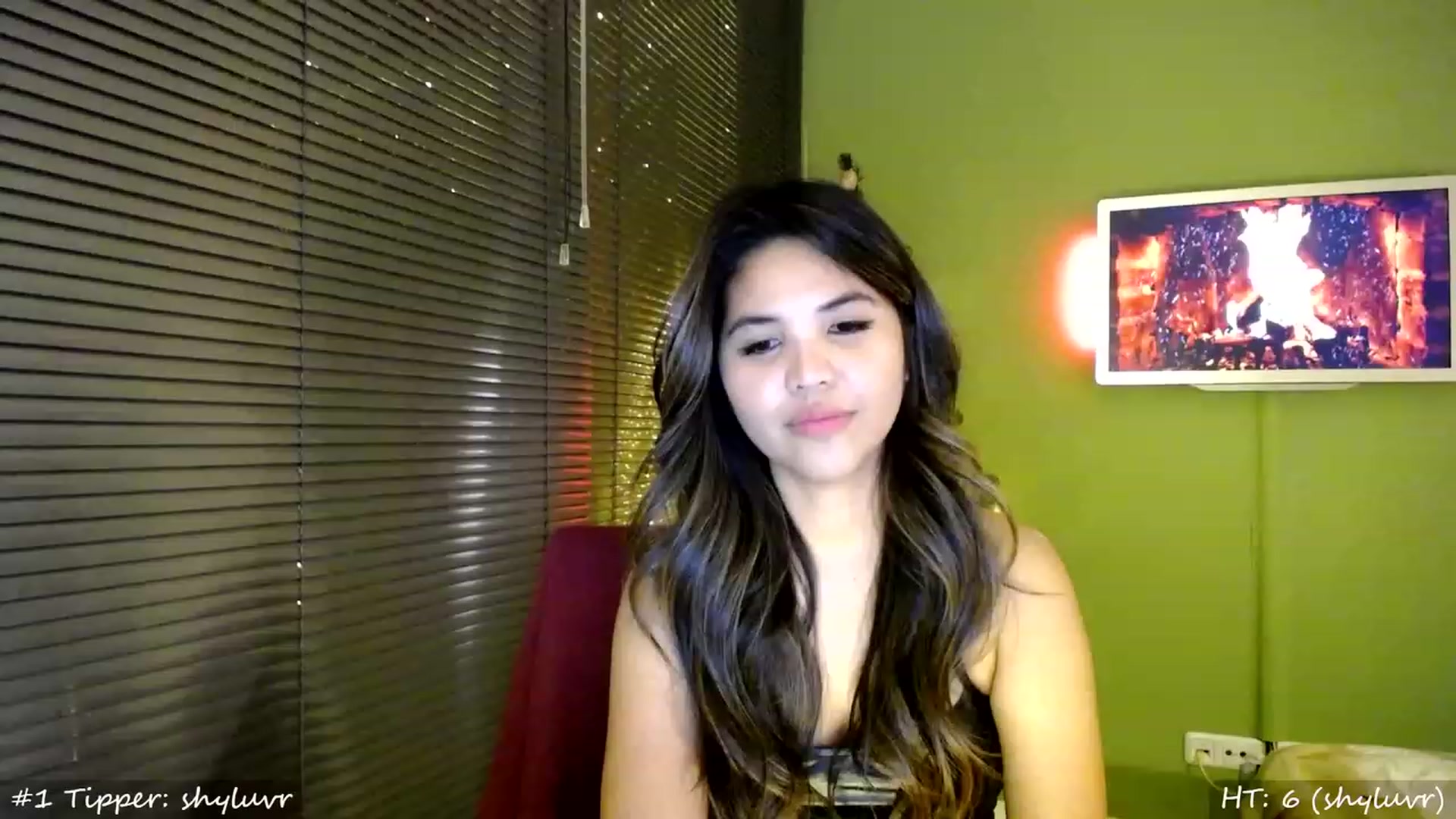 Gallery image thumbnail from MissMasie's myfreecams stream on, 12/26/2023, 23:21 image 2 of 20