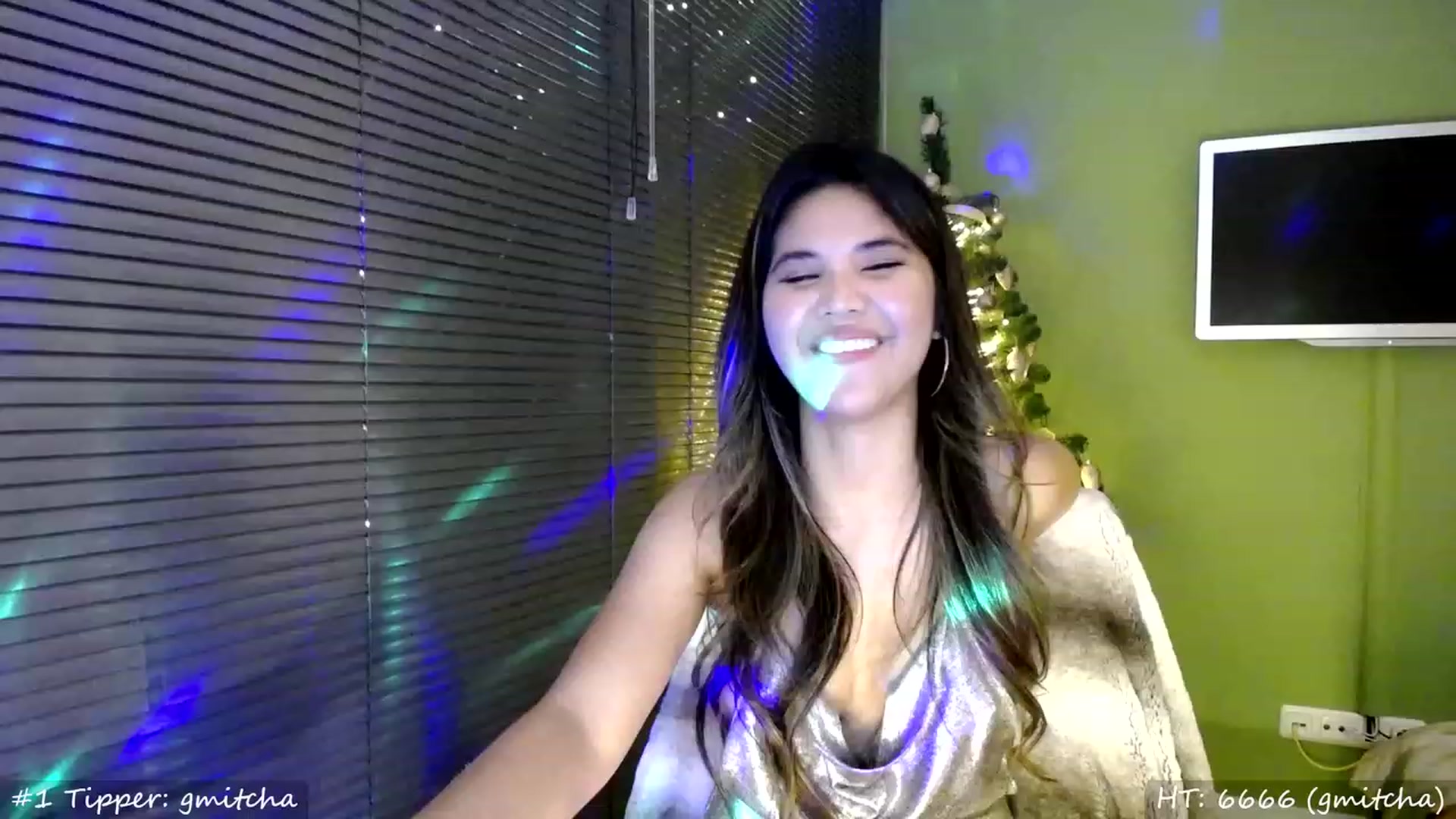 Gallery image thumbnail from MissMasie's myfreecams stream on, 12/30/2023, 23:44 image 14 of 20