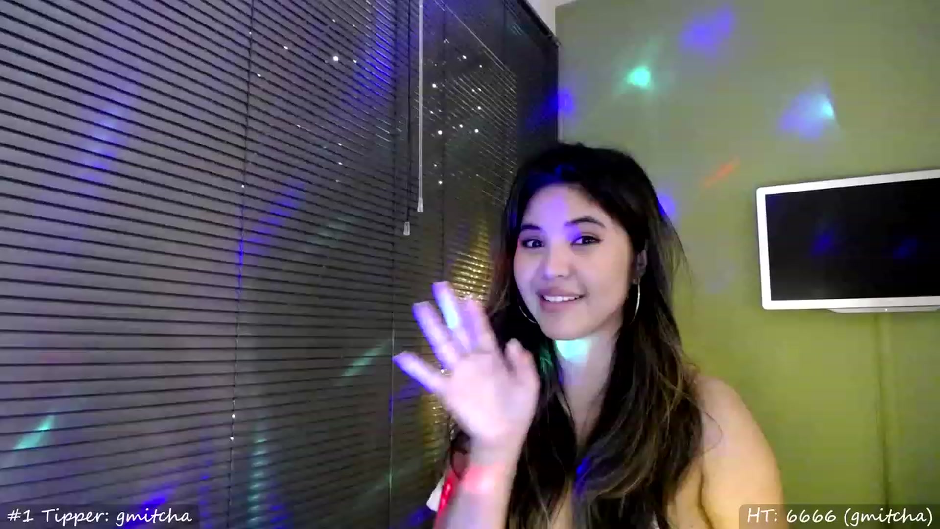 Gallery image thumbnail from MissMasie's myfreecams stream on, 12/30/2023, 23:44 image 17 of 20