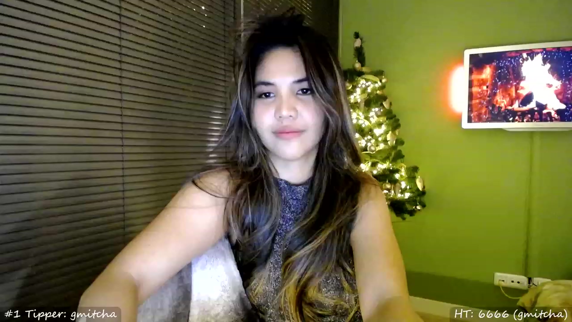 Gallery image thumbnail from MissMasie's myfreecams stream on, 12/30/2023, 23:44 image 1 of 20
