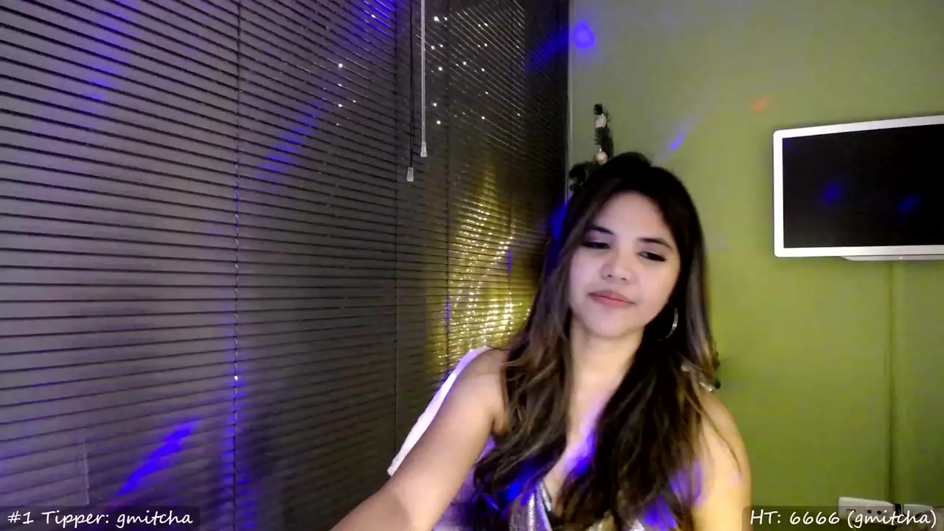 Gallery image thumbnail from MissMasie's myfreecams stream on, 12/31/2023, 24:01 image 9 of 20