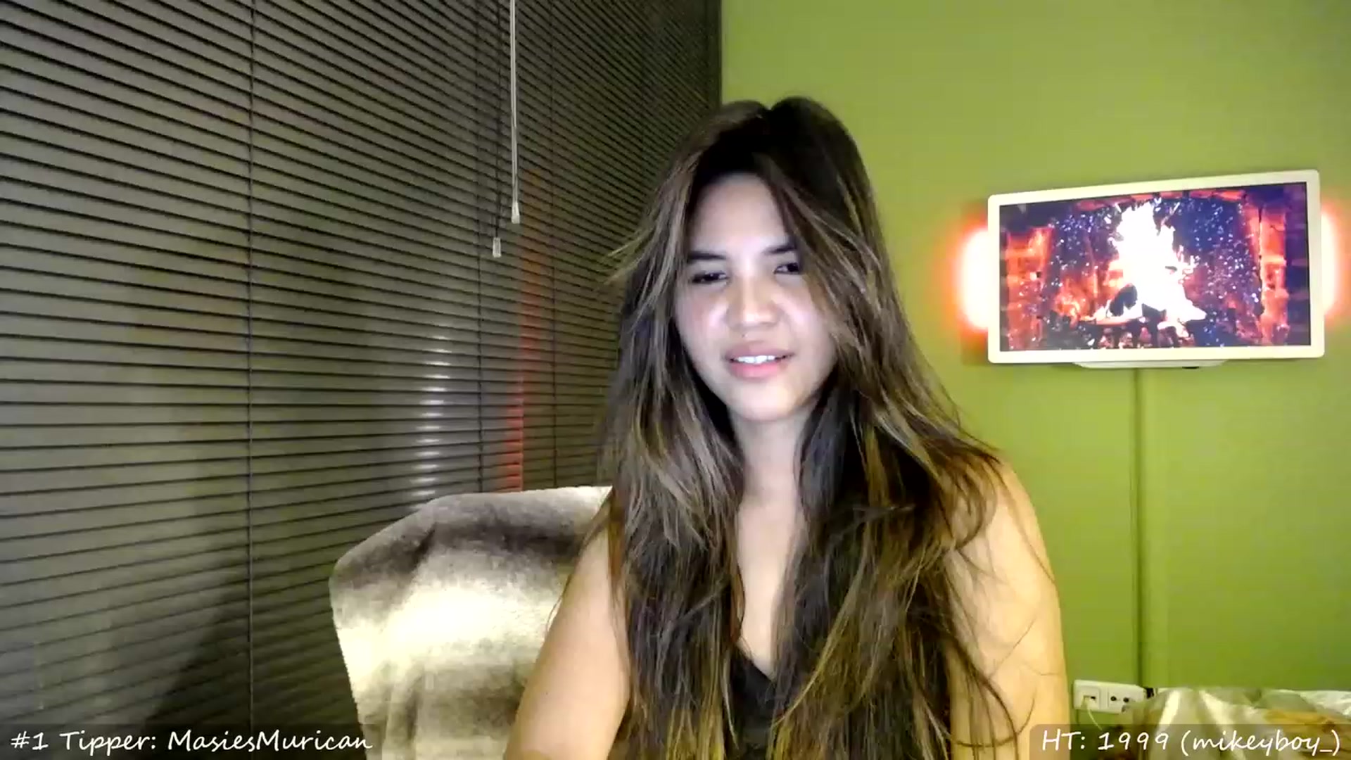 Gallery image thumbnail from MissMasie's myfreecams stream on, 01/20/2024, 24:01 image 6 of 20