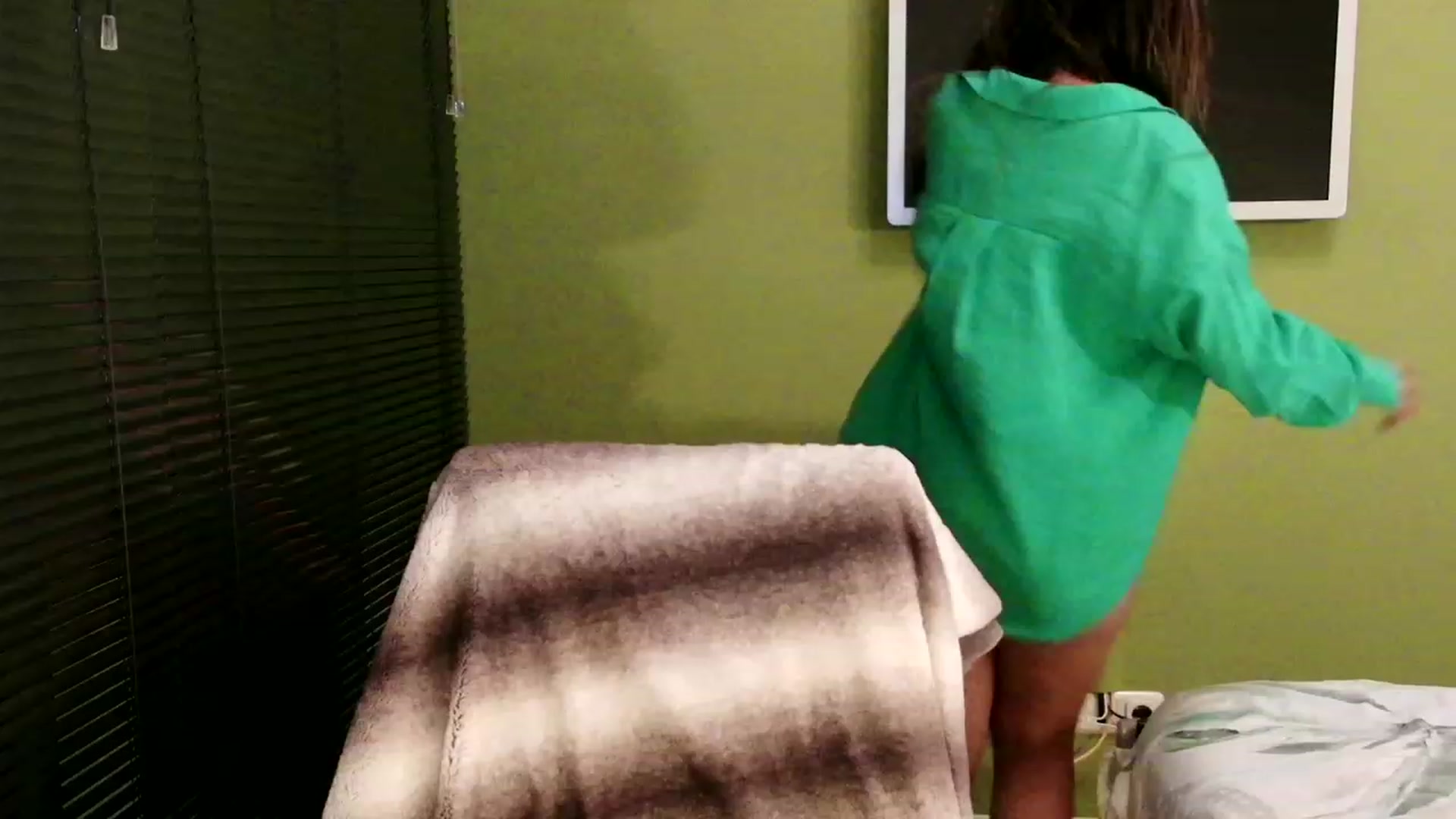 Gallery image thumbnail from MissMasie's myfreecams stream on, 03/02/2024, 21:47 image 13 of 20