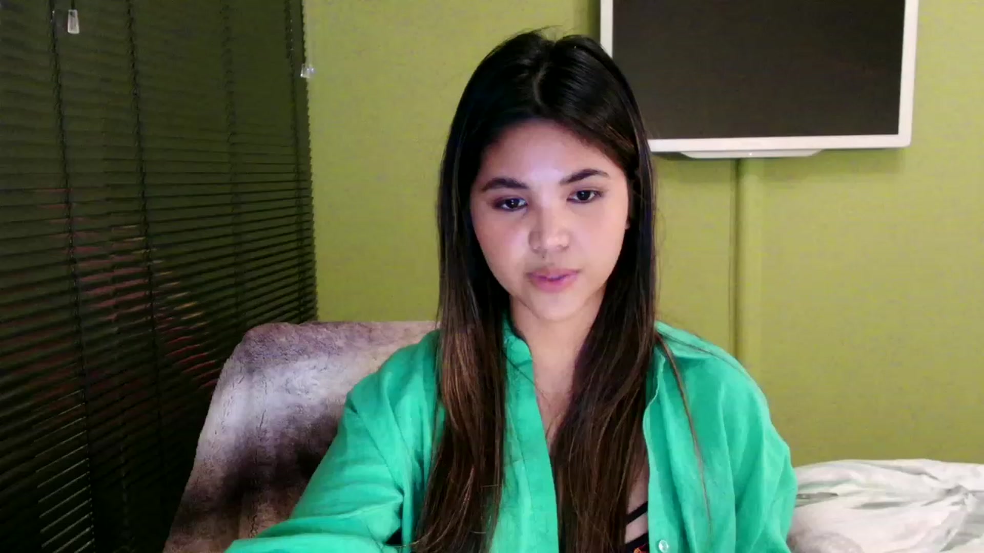 Gallery image thumbnail from MissMasie's myfreecams stream on, 03/02/2024, 21:47 image 15 of 20
