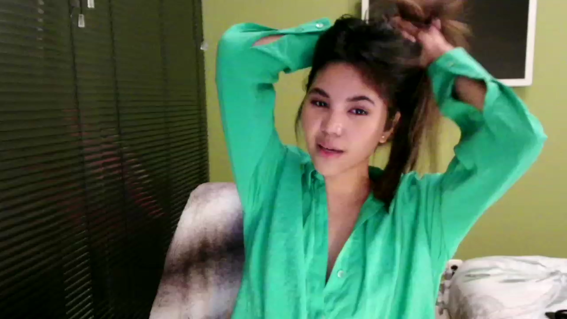 Gallery image thumbnail from MissMasie's myfreecams stream on, 03/02/2024, 21:47 image 7 of 20