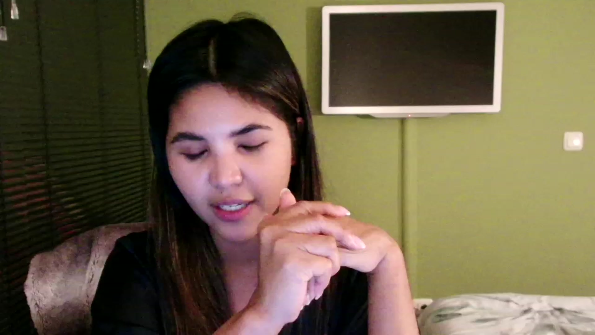 Gallery image thumbnail from MissMasie's myfreecams stream on, 03/03/2024, 01:28 image 8 of 20