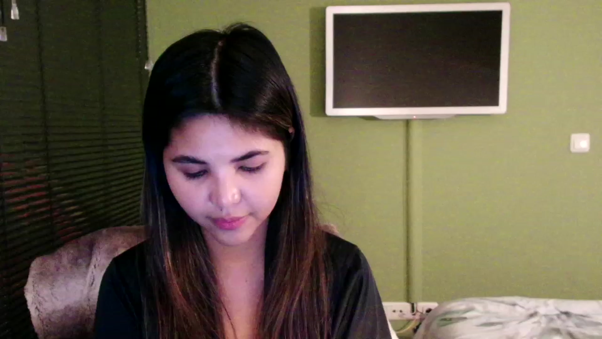 Gallery image thumbnail from MissMasie's myfreecams stream on, 03/03/2024, 01:28 image 9 of 20