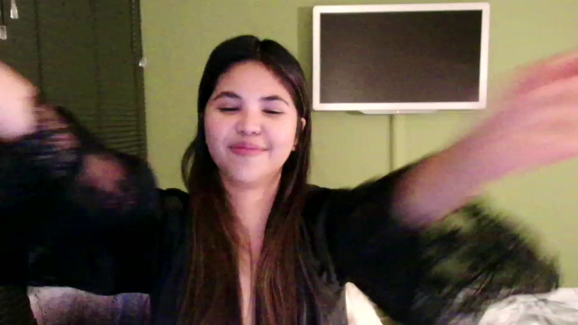 Gallery image thumbnail from MissMasie's myfreecams stream on, 03/03/2024, 01:28 image 5 of 20