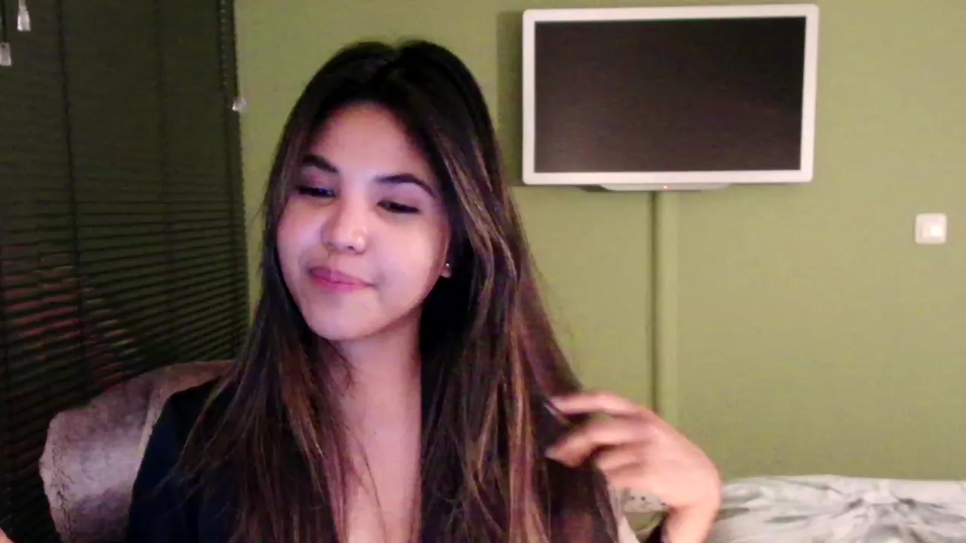 Gallery image thumbnail from MissMasie's myfreecams stream on, 03/03/2024, 01:28 image 10 of 20