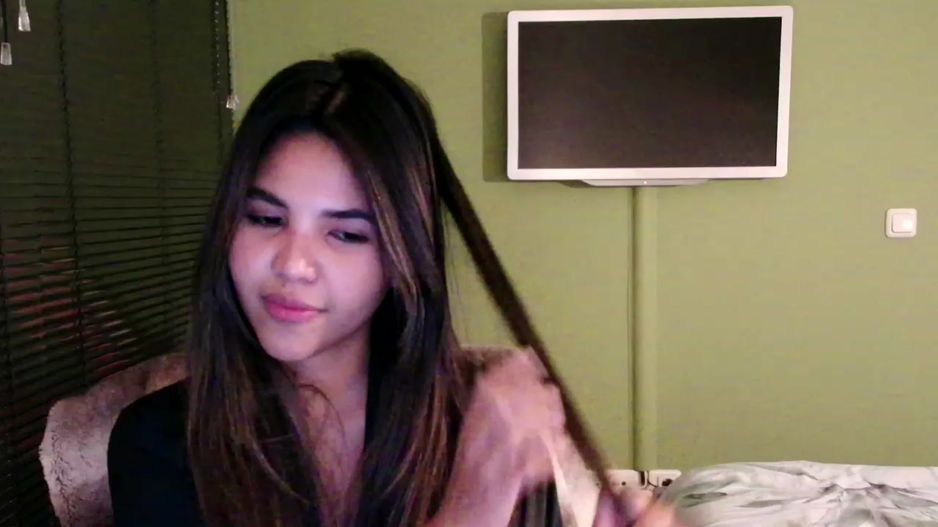 Gallery image thumbnail from MissMasie's myfreecams stream on, 03/03/2024, 01:28 image 12 of 20