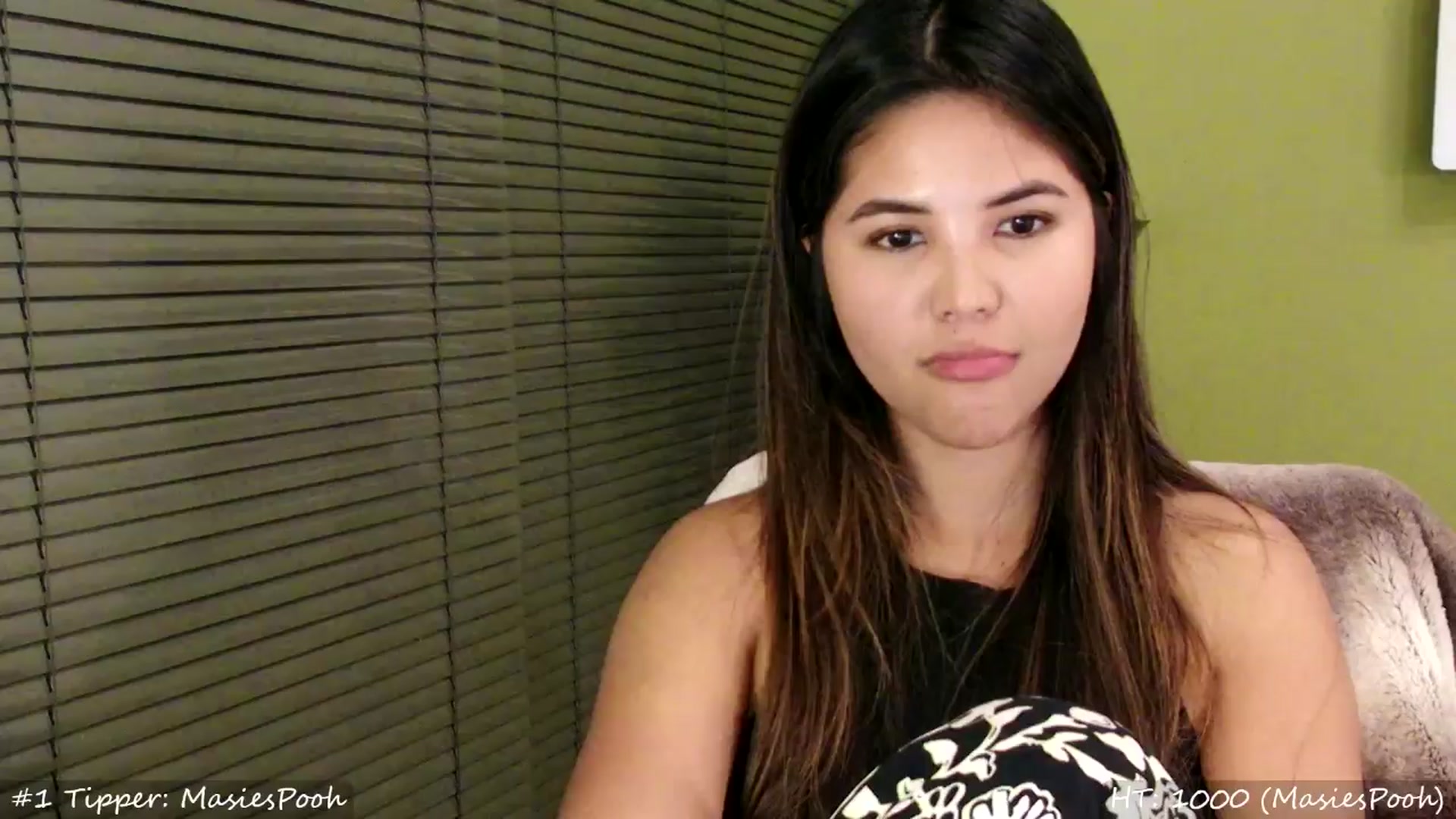 Gallery image thumbnail from MissMasie's myfreecams stream on, 04/05/2024, 20:33 image 16 of 20
